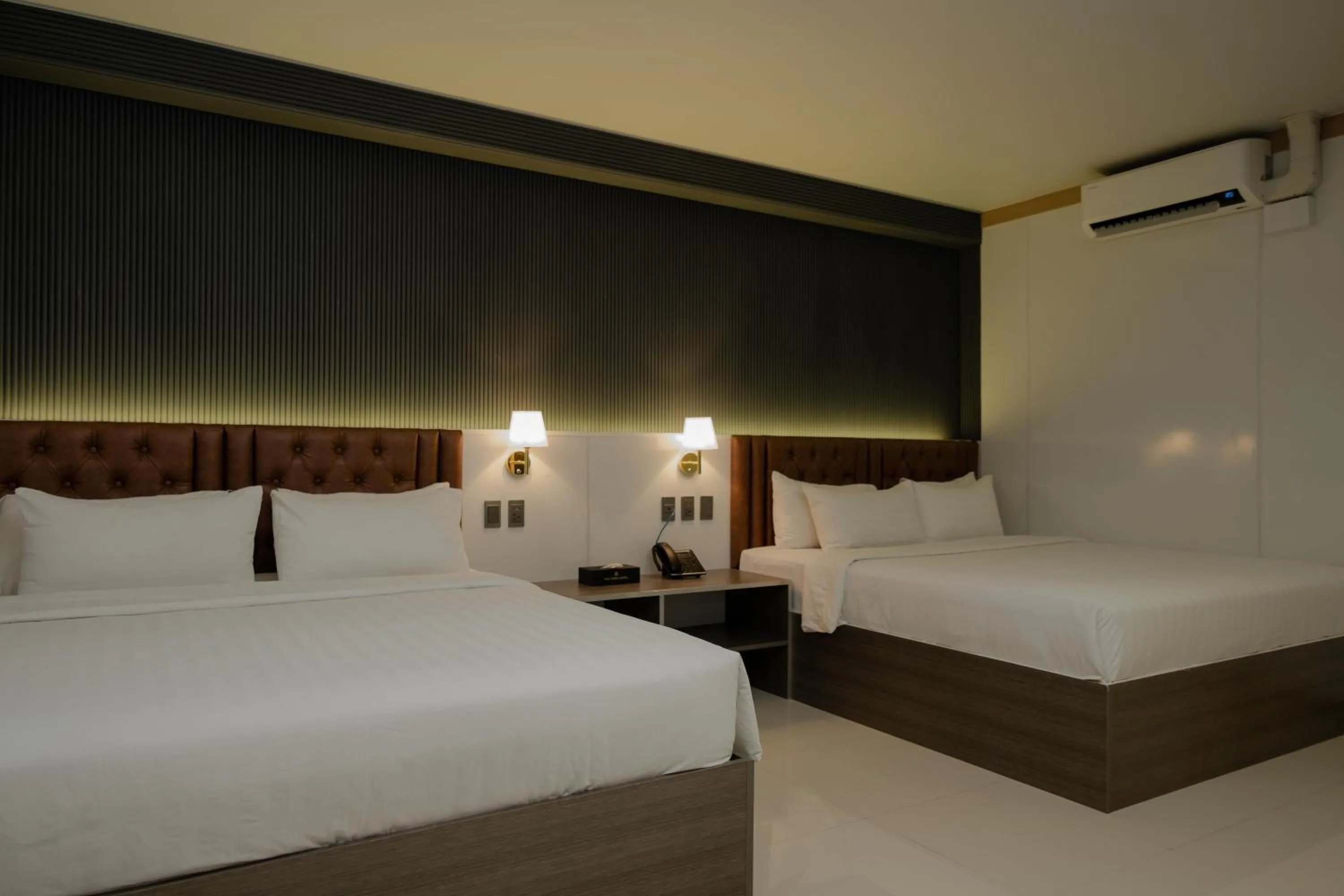 Bed in THE TIMES HOTEL