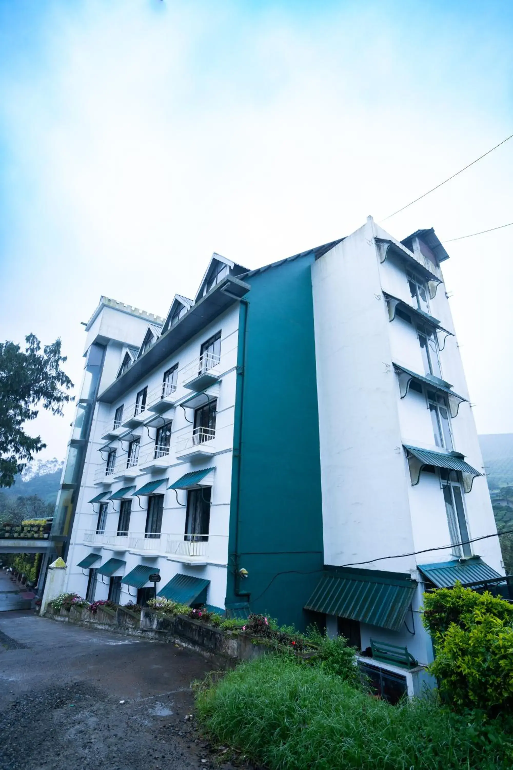 Property building in Hotel C7 Munnar Property building in Hotel C7 Munnar