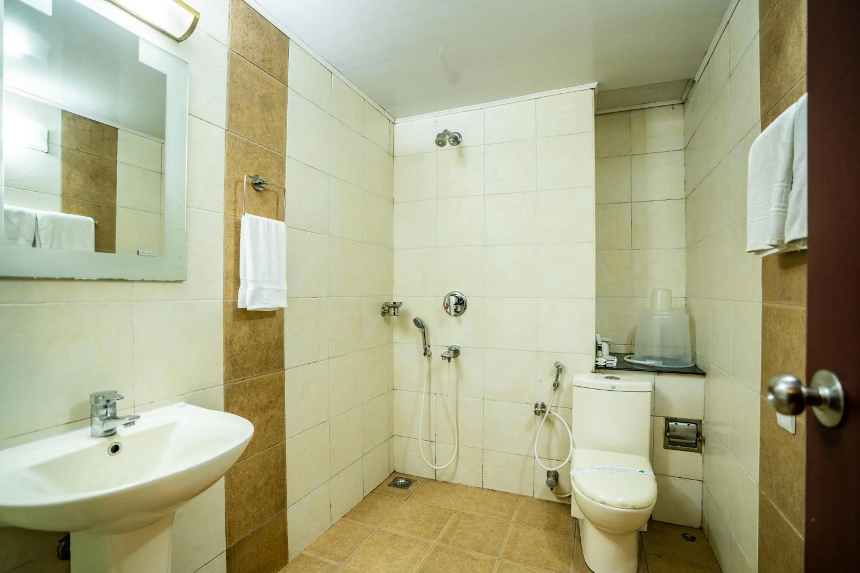 Bathroom in Hotel C7 Munnar