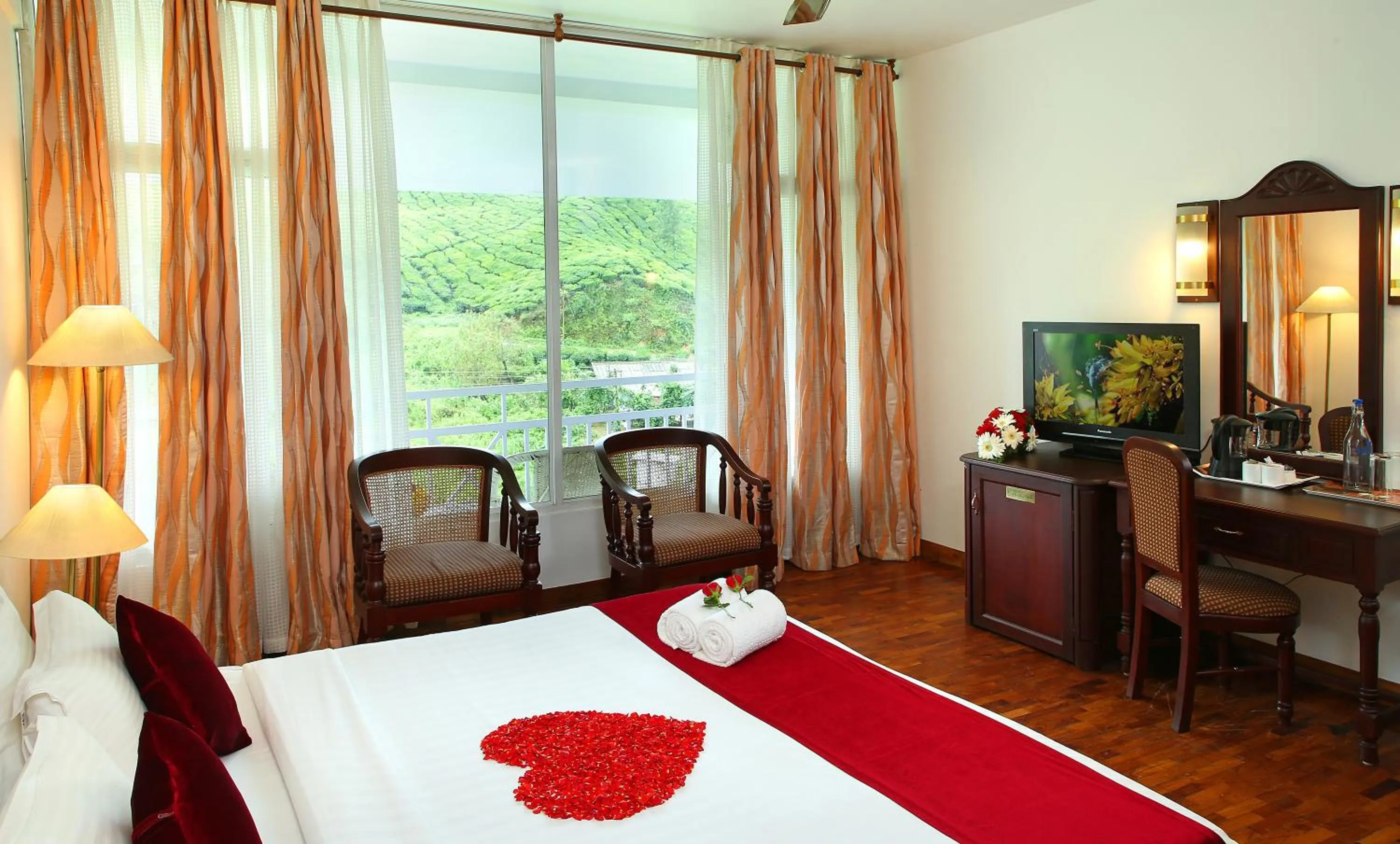 Bed in Hotel C7 Munnar