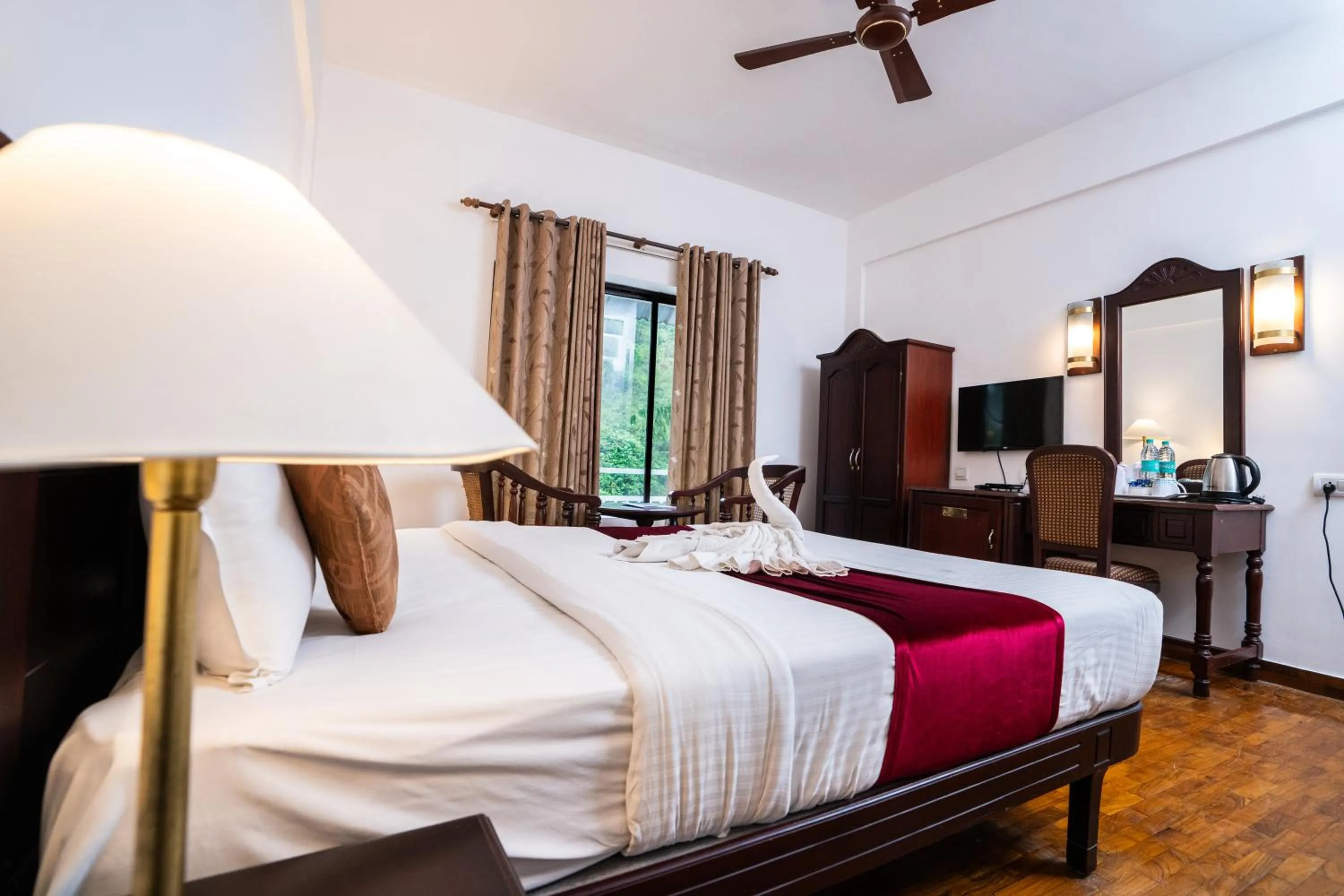 Bed in Hotel C7 Munnar