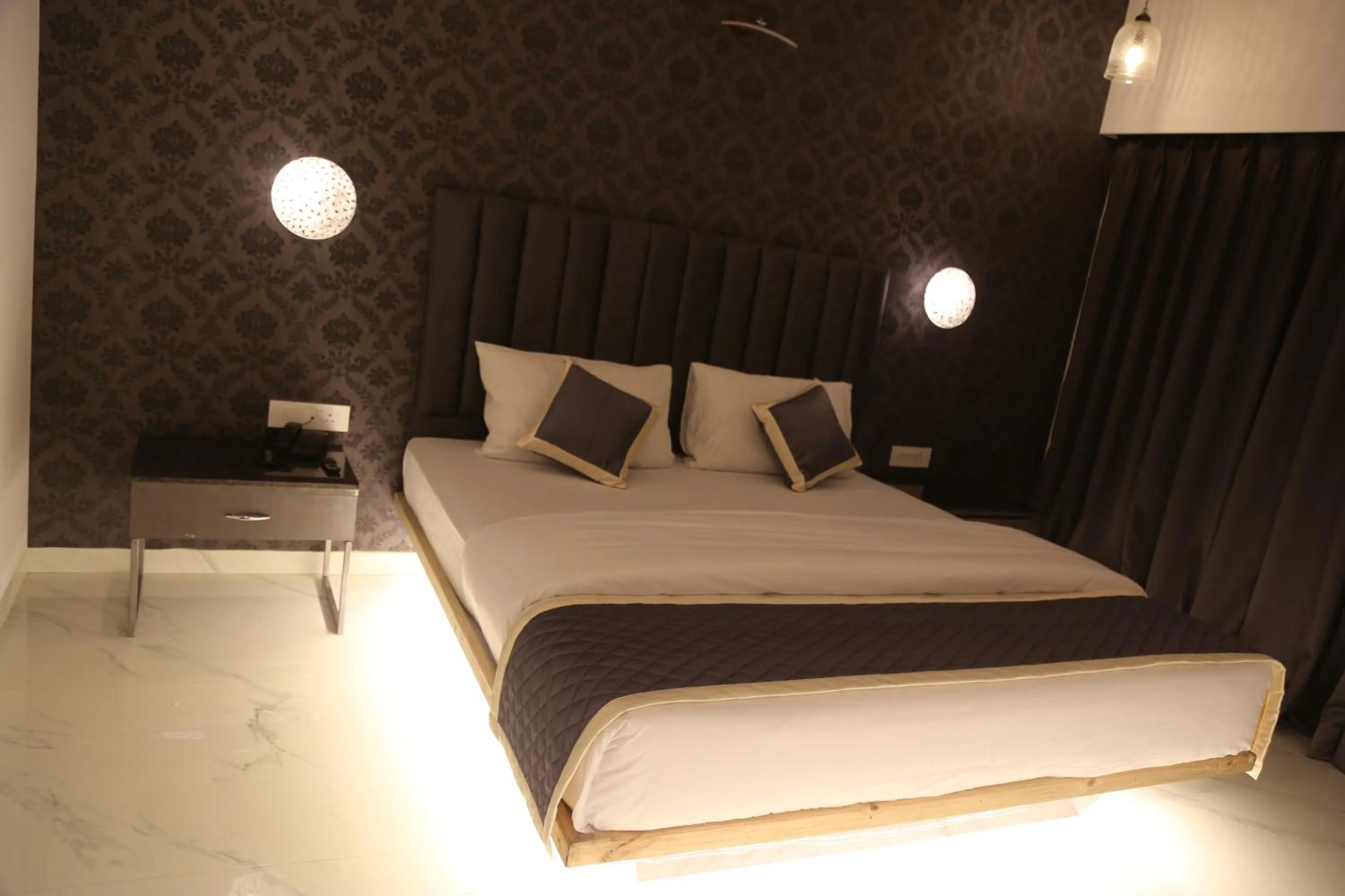 Bed in Suryaansh