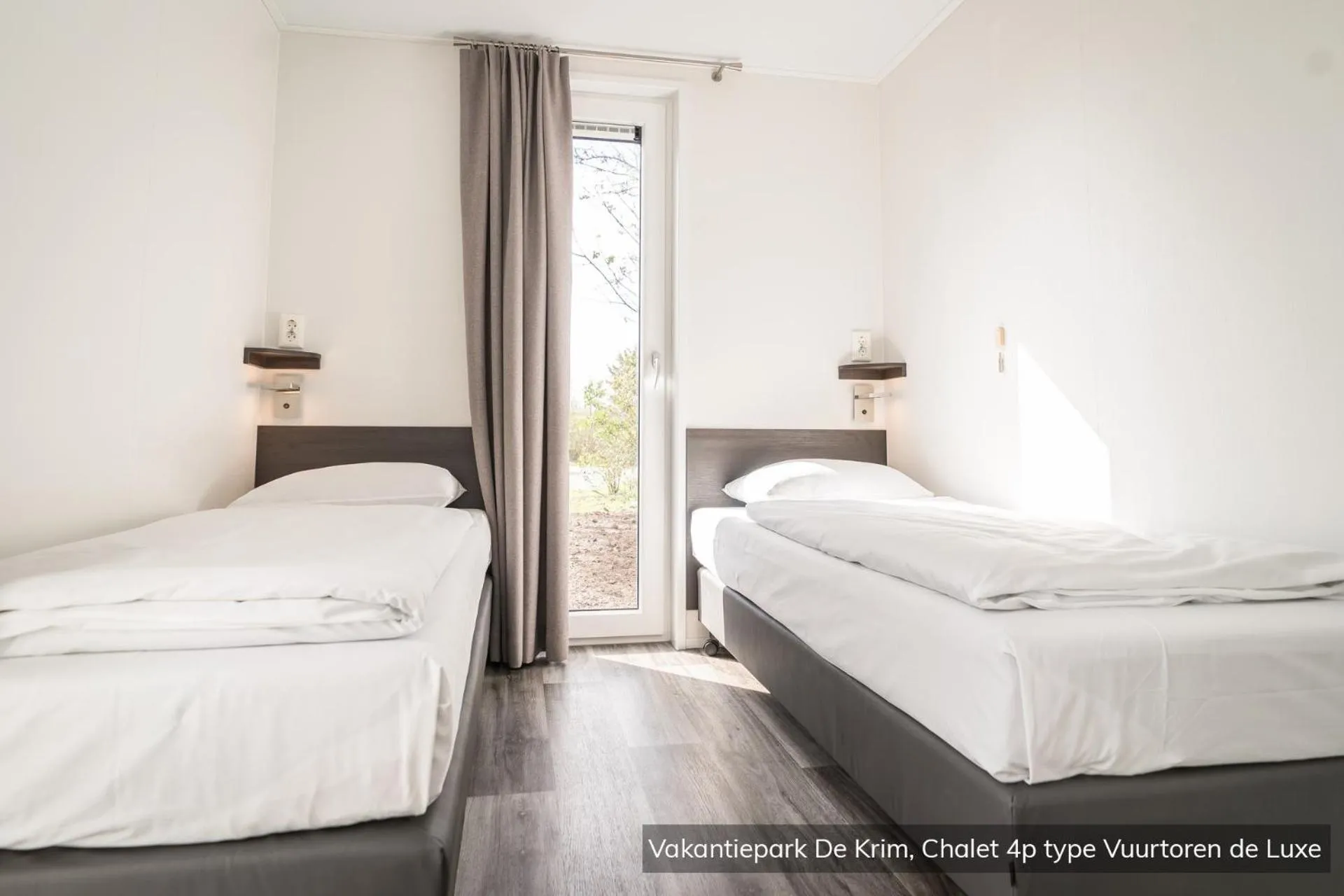 Bedroom, Bed in Vakantiepark De Krim Texel