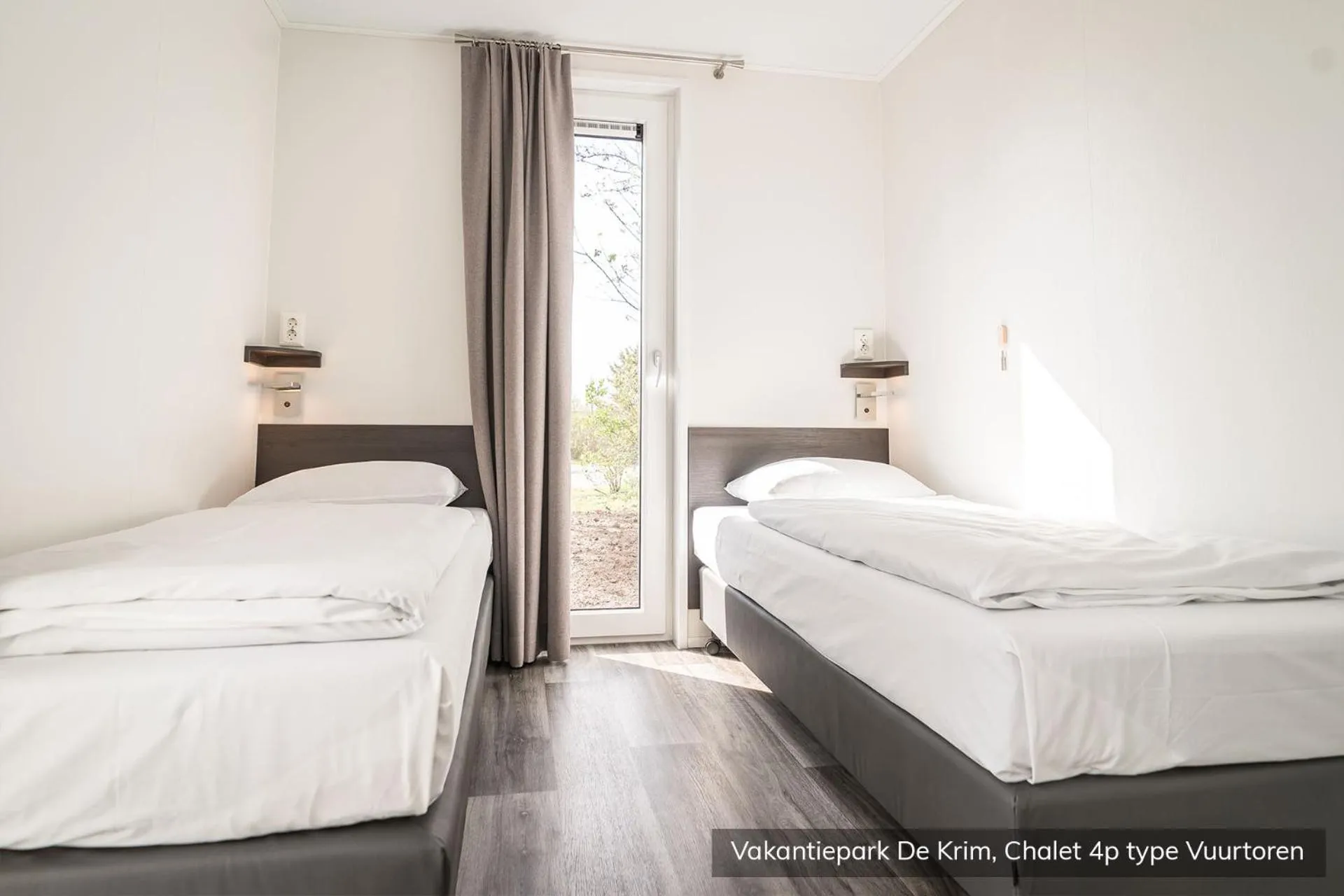 Bedroom, Bed in Vakantiepark De Krim Texel