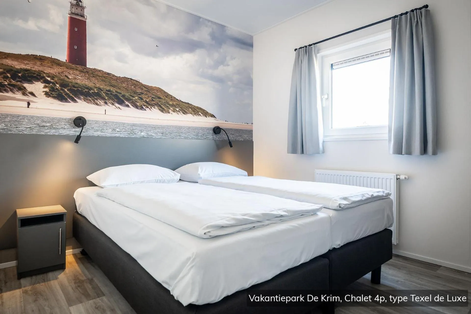 Bedroom, Bed in Vakantiepark De Krim Texel