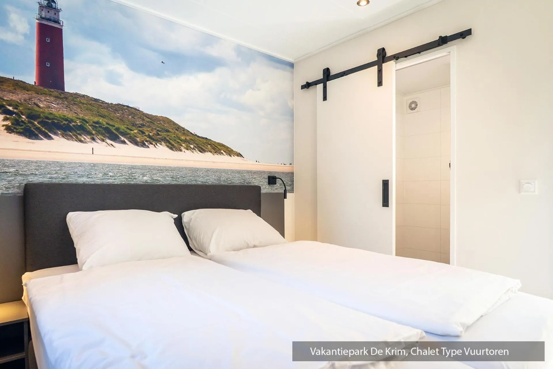 Bedroom, Bed in Vakantiepark De Krim Texel