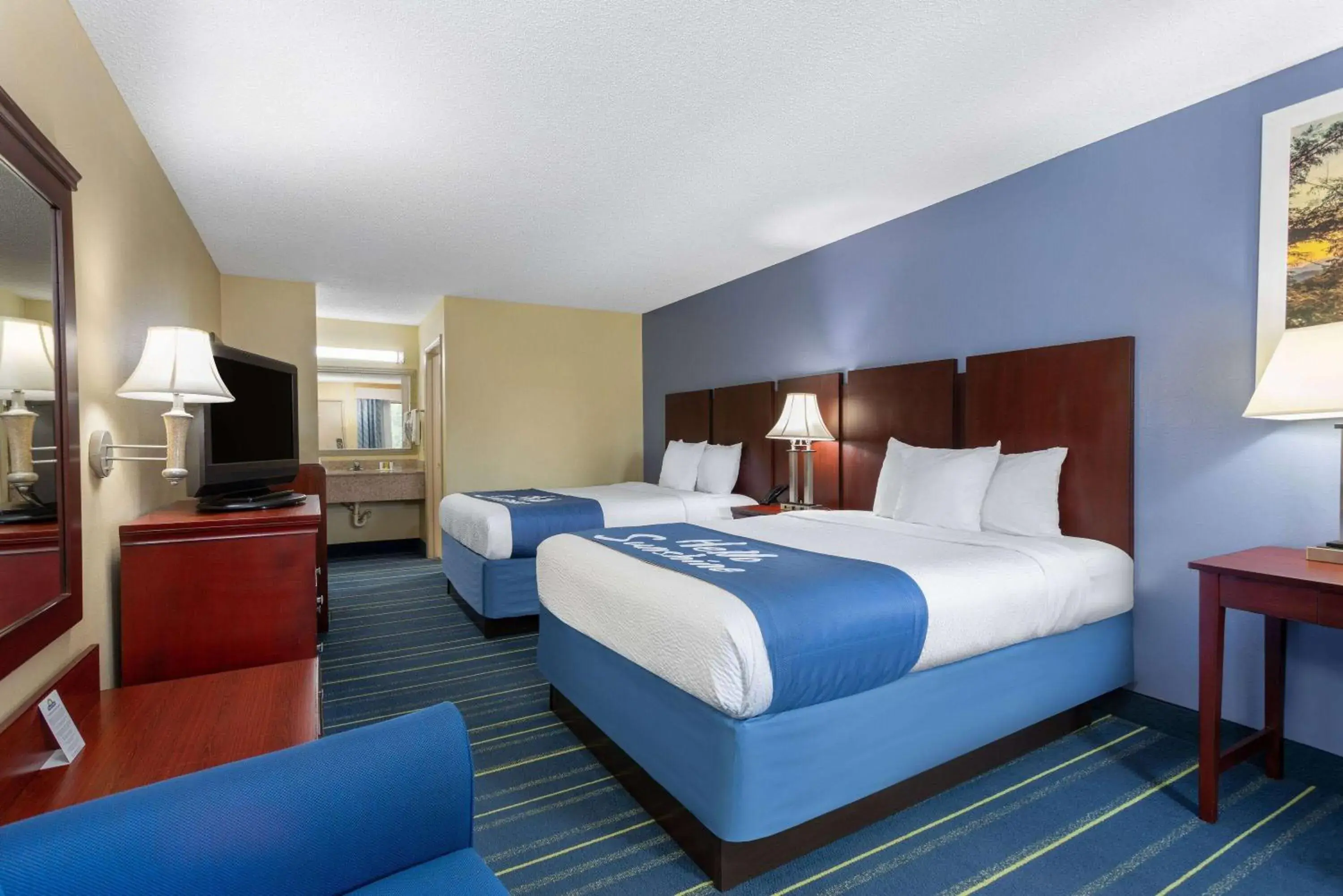 Photo of the whole room, Bed in Days Inn by Wyndham Chipley Photo of the whole room, Bed in Days Inn by Wyndham Chipley