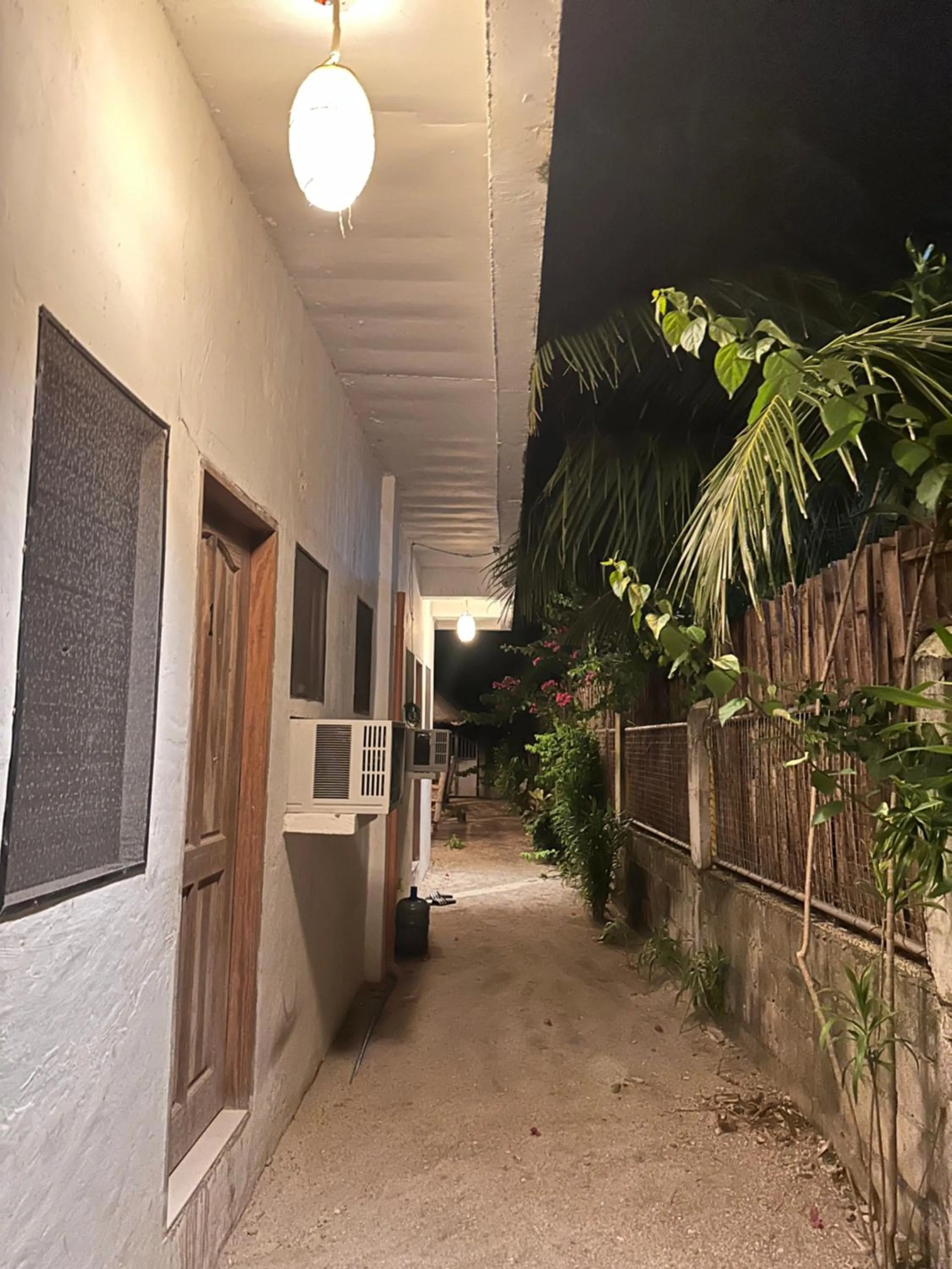 Lionfish Backpackers Hostel Malapascua