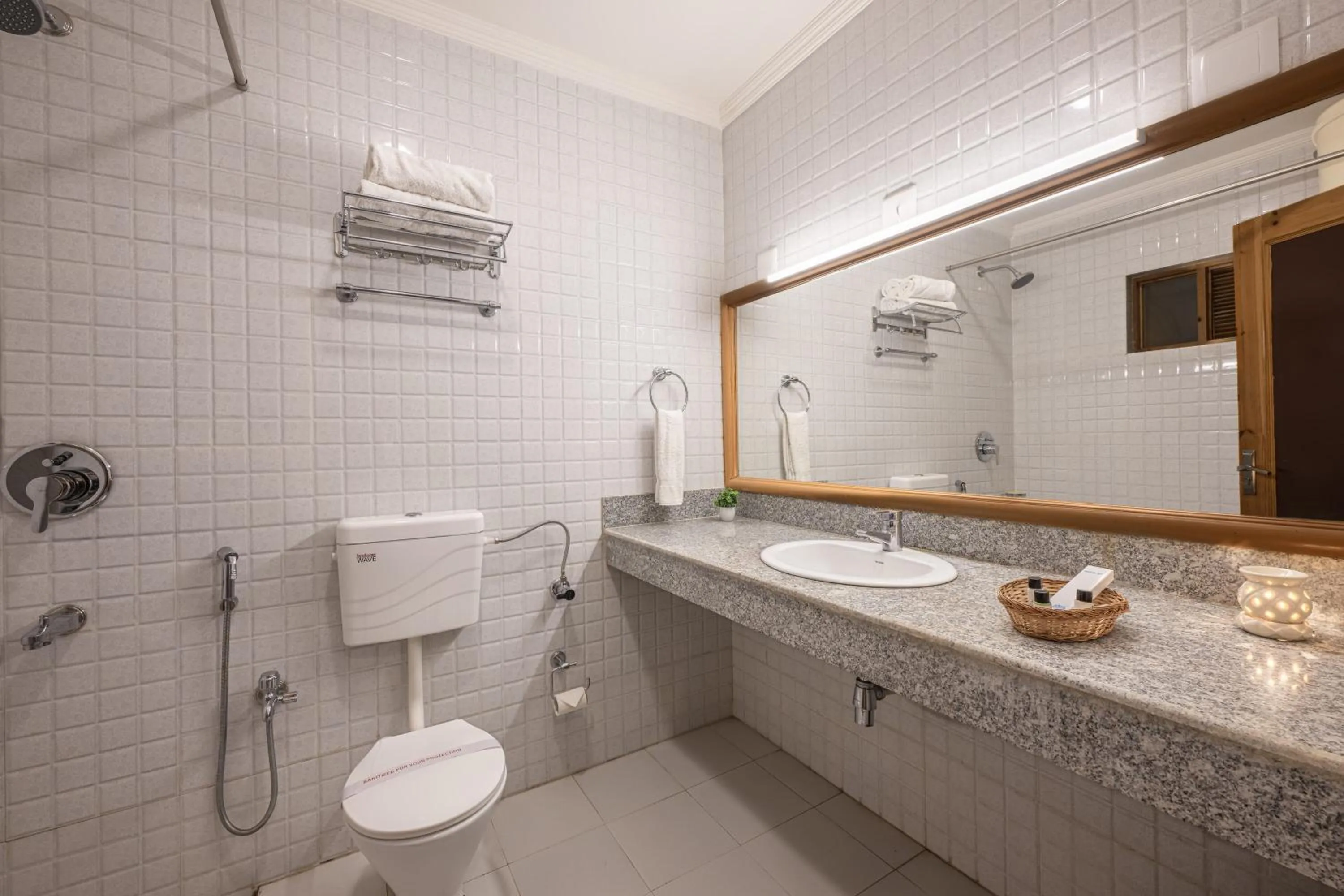 Shower in Echor Kashmir Holidays Resort Srinagar