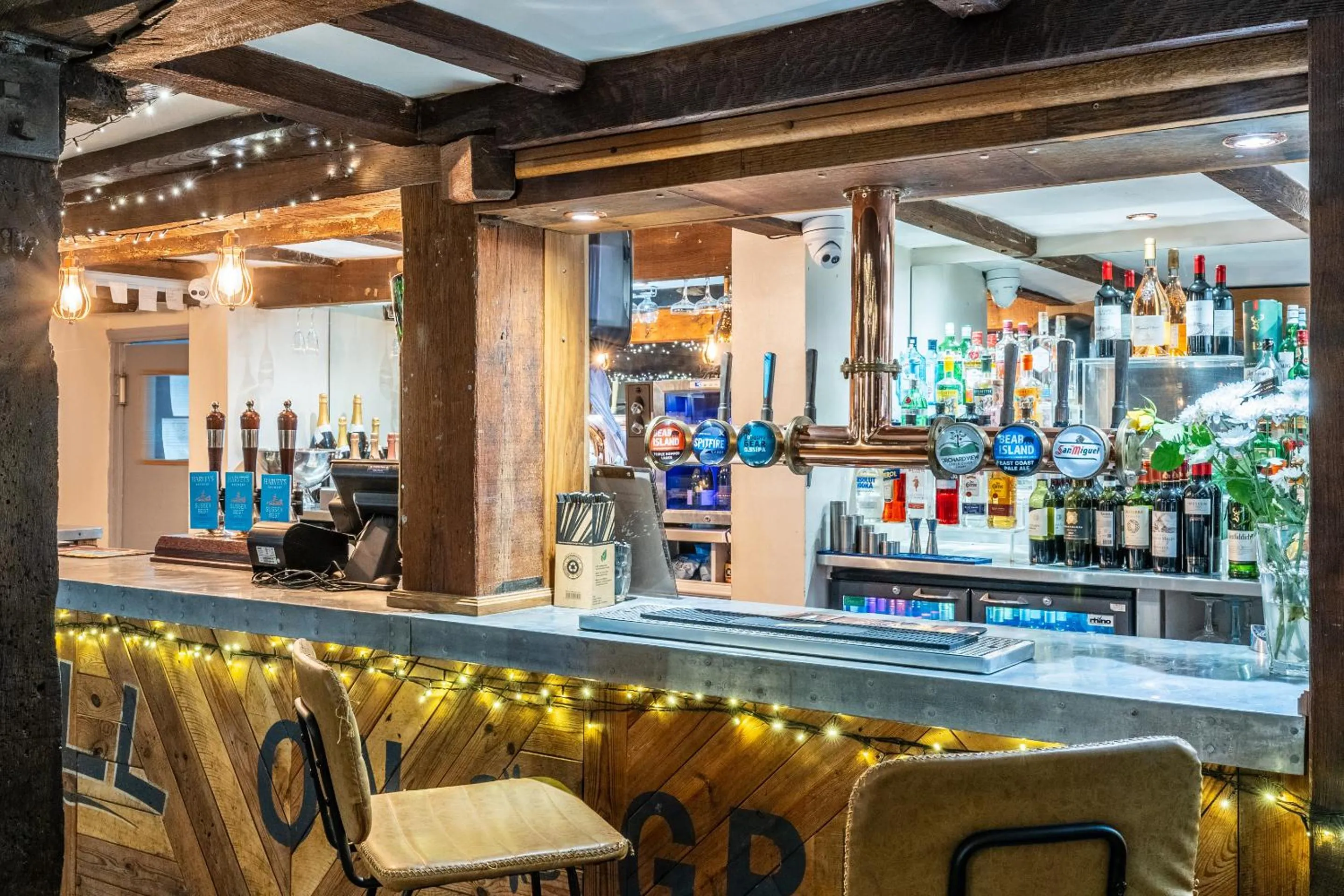 Lounge or bar in The Bull on the Green