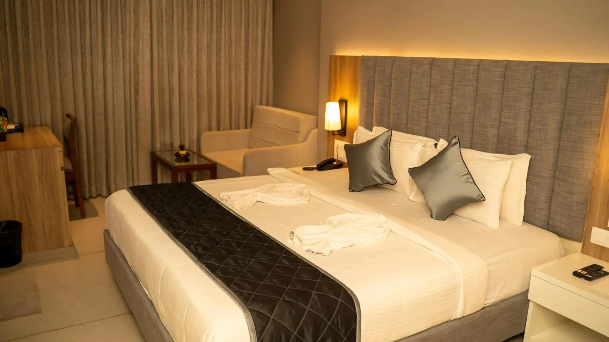 Bed in Hotel Devdeep Porvorim Bed in Hotel Devdeep Porvorim