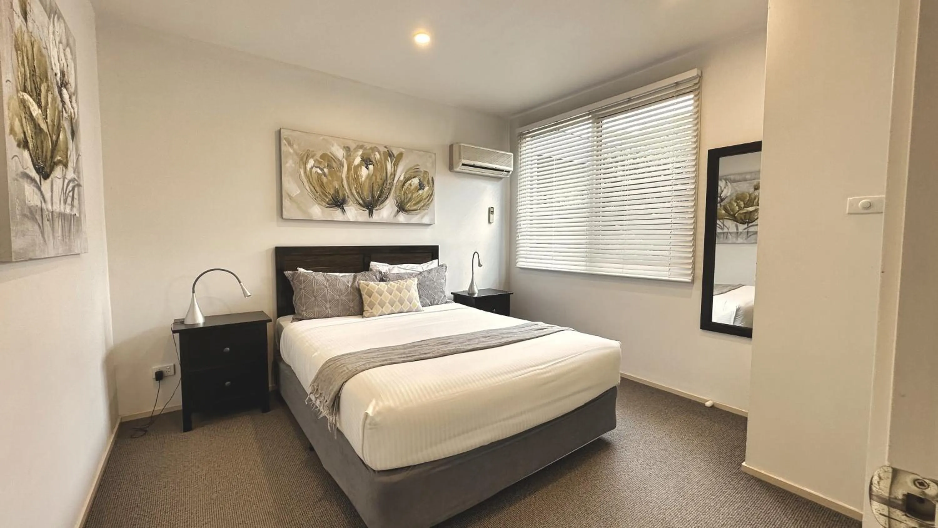 Bedroom, Bed in Grapevines Boutique Accommodation