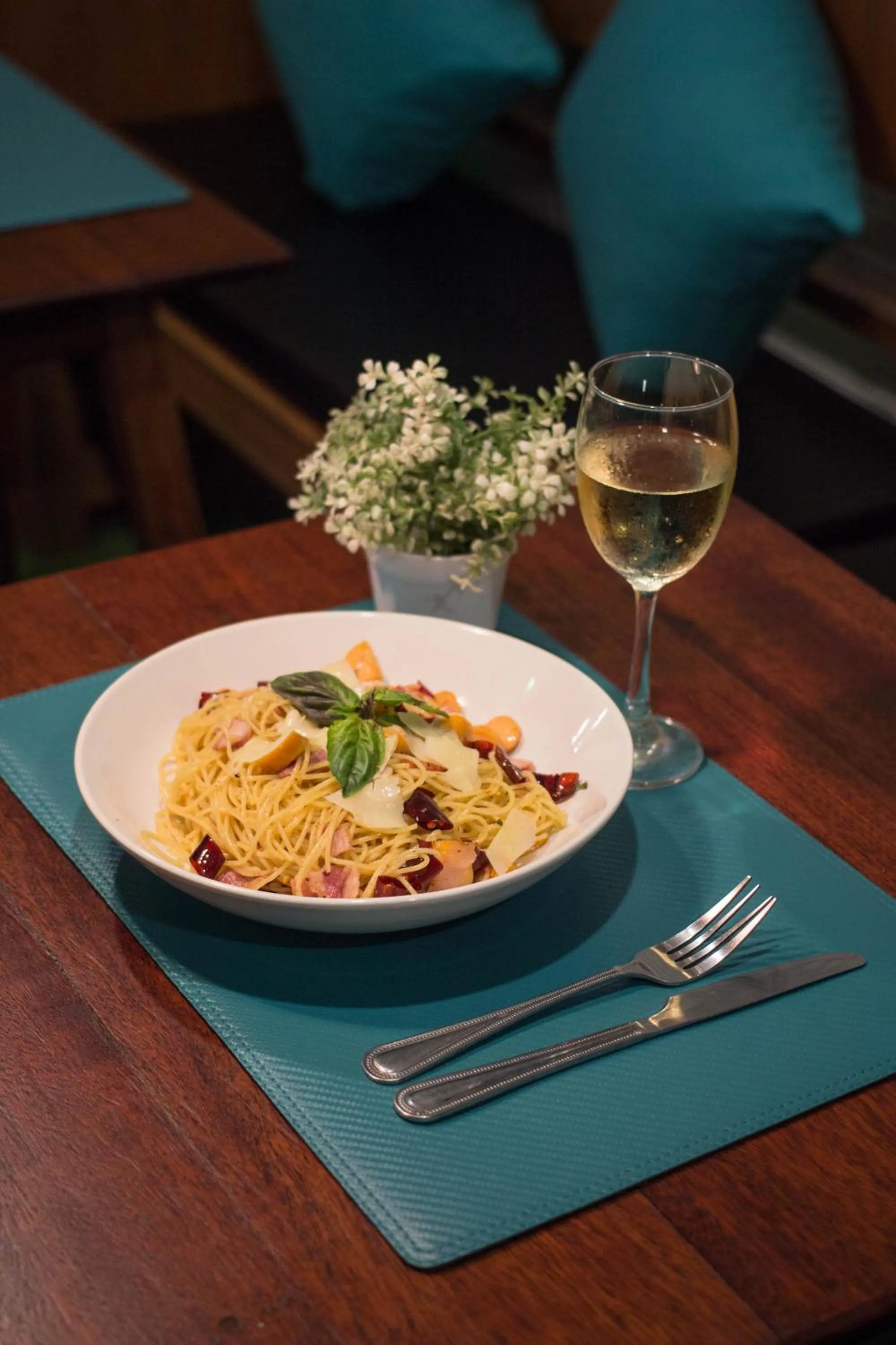 Meals in Kamala Beach Residence