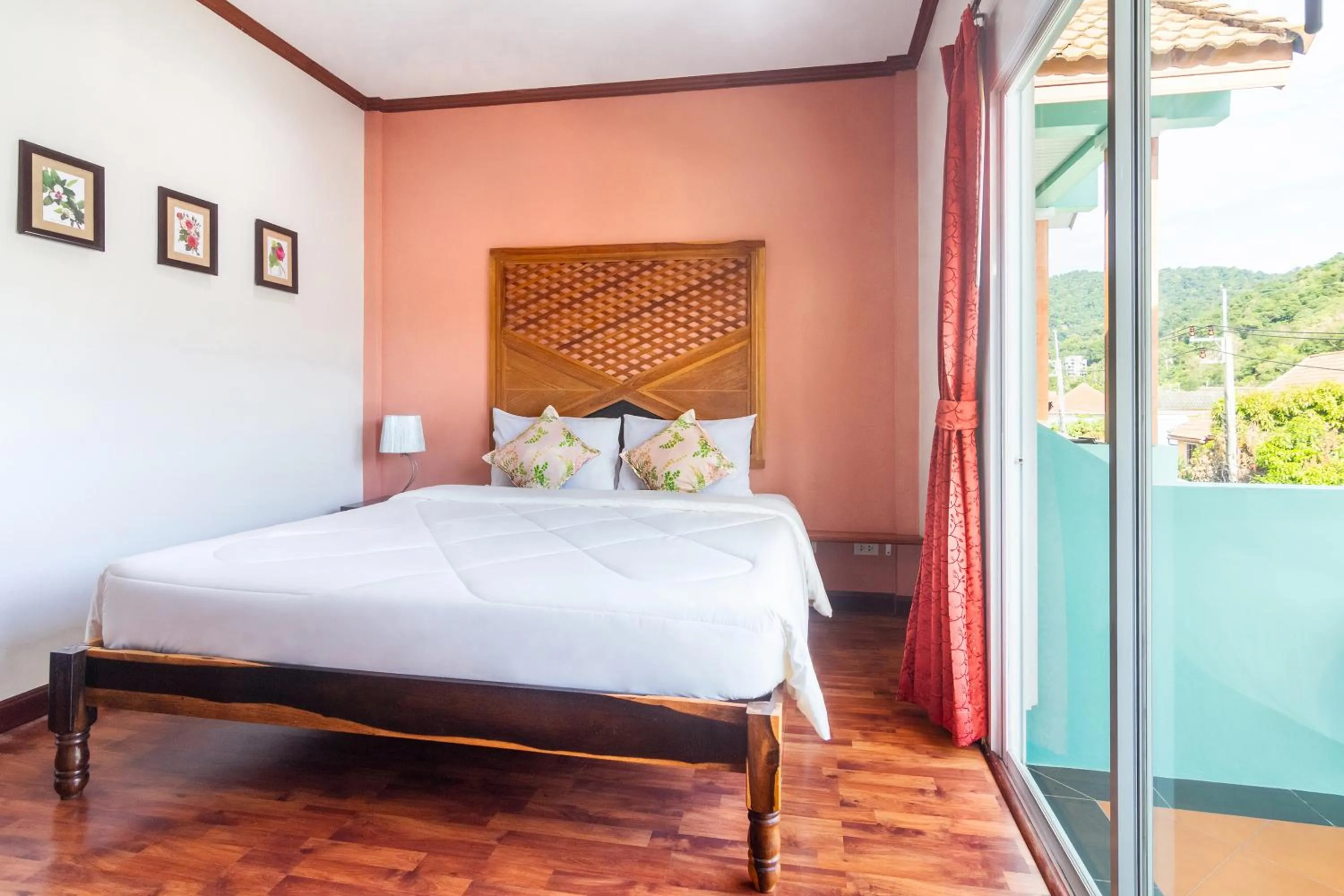 Bed in Kamala Beach Residence
