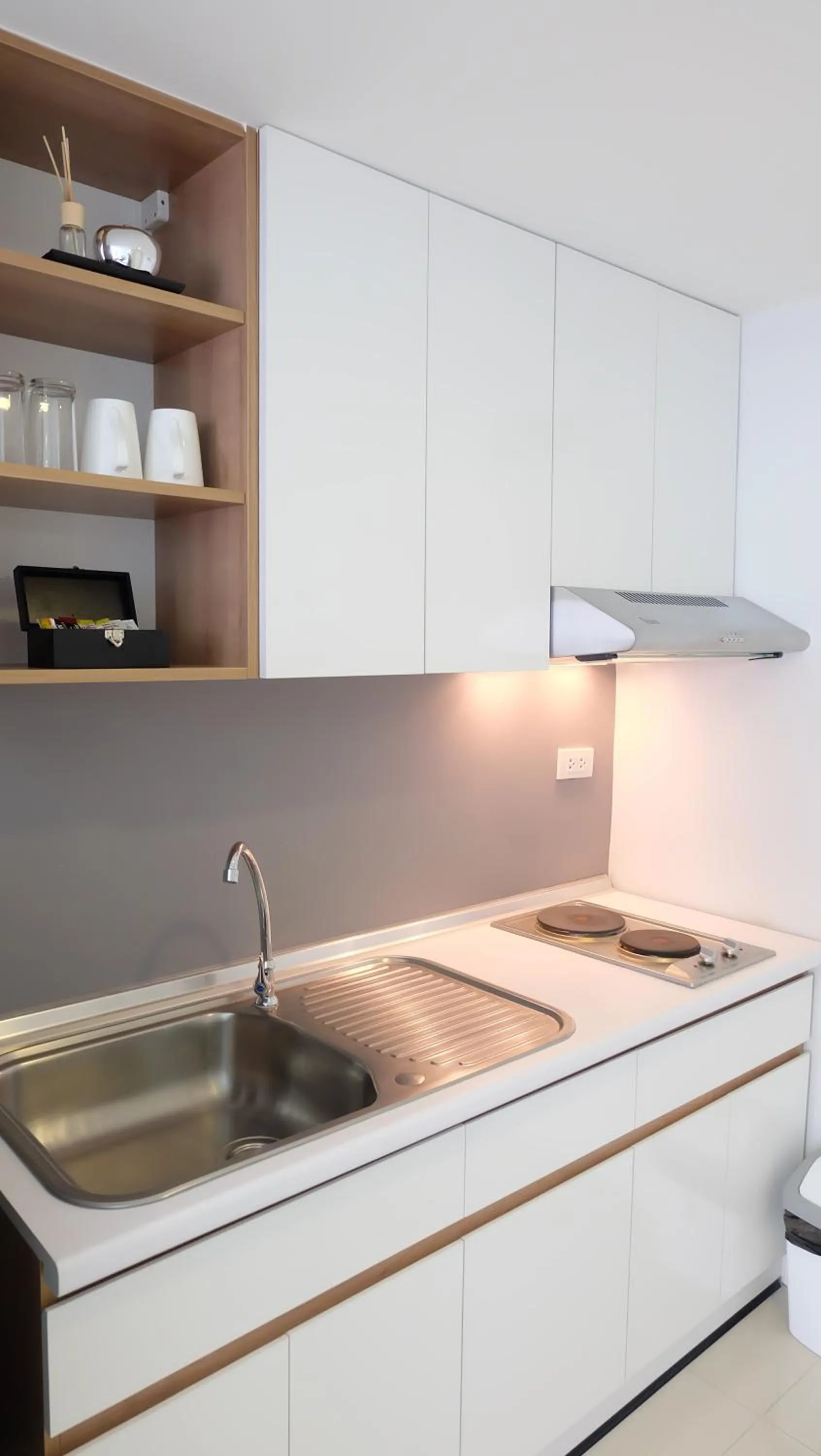 Kitchen or kitchenette in Racha Residence