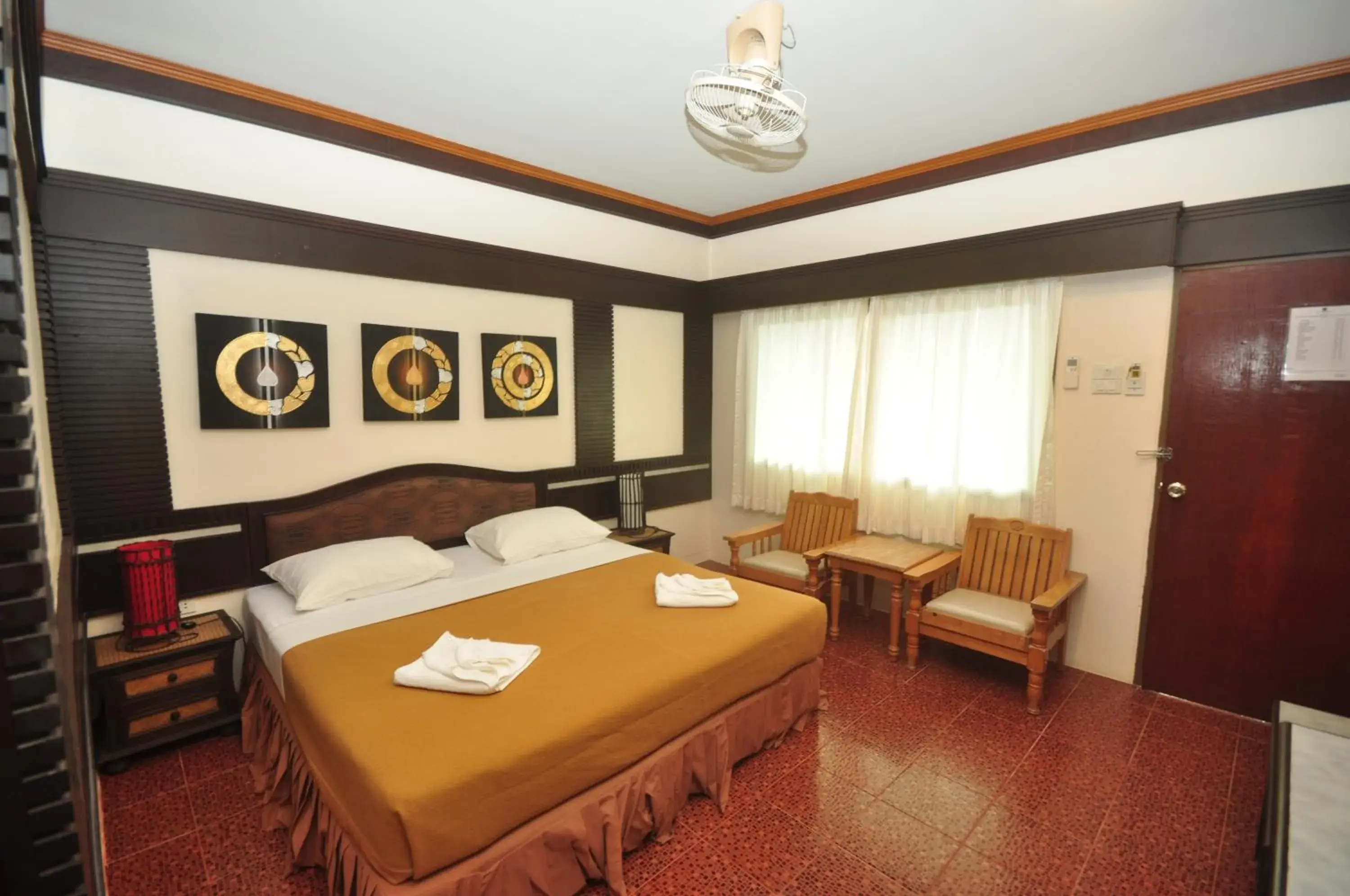 Bed in Phi Phi Rimlay Resort Bed in Phi Phi Rimlay Resort