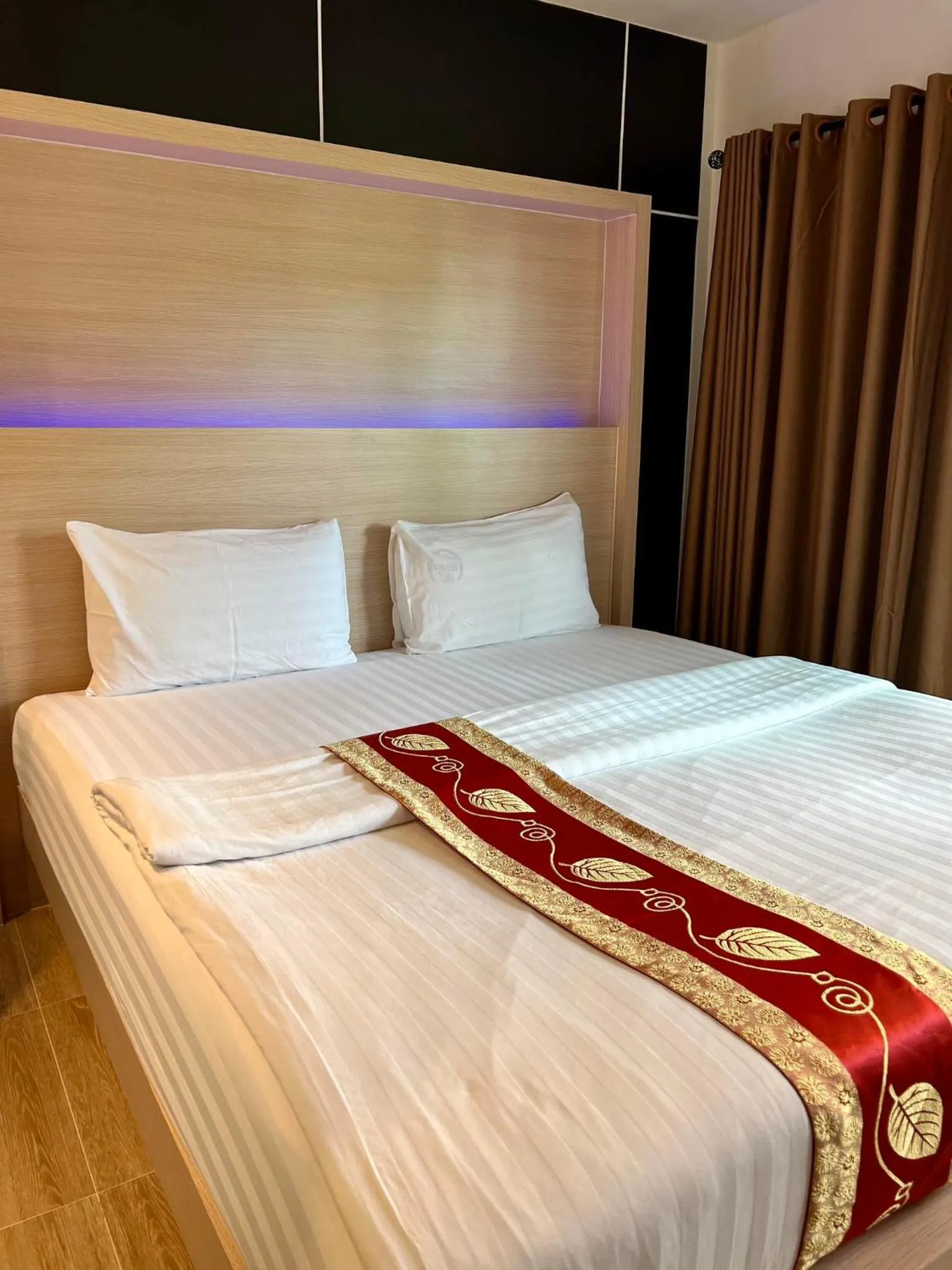 Property building, Bed in Phi Phi Rimlay Resort