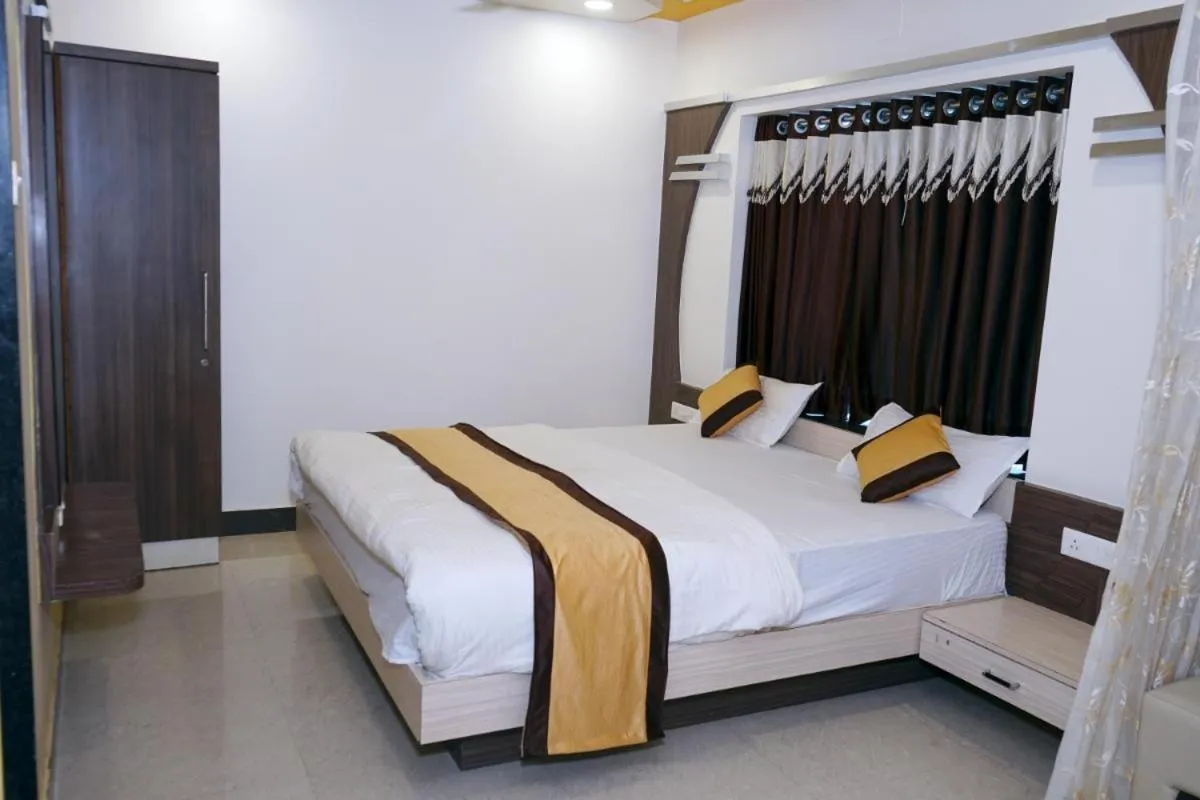 Photo of the whole room in Hotel Gopal