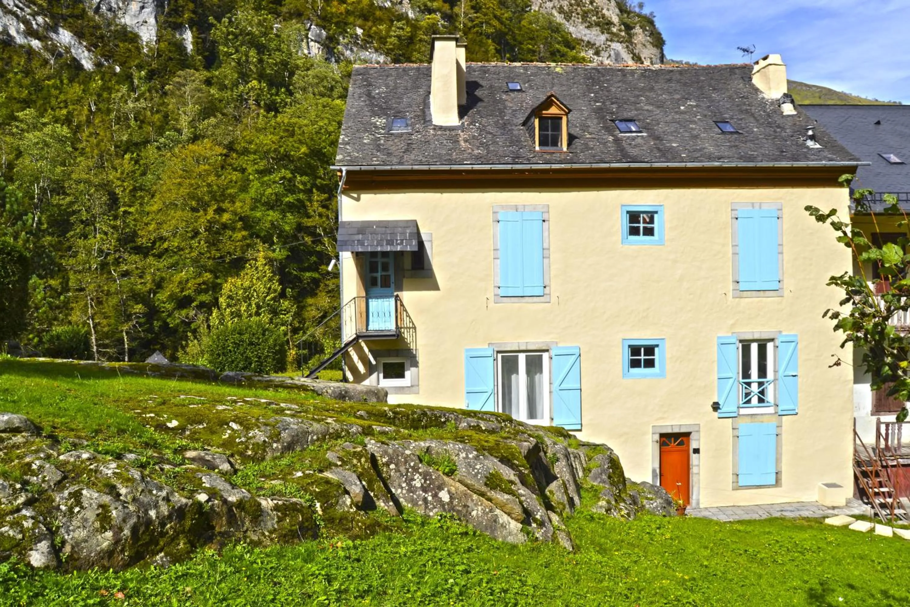 Facade/entrance in Maison La Douane - Comprends nettoyage professionnel et le linge