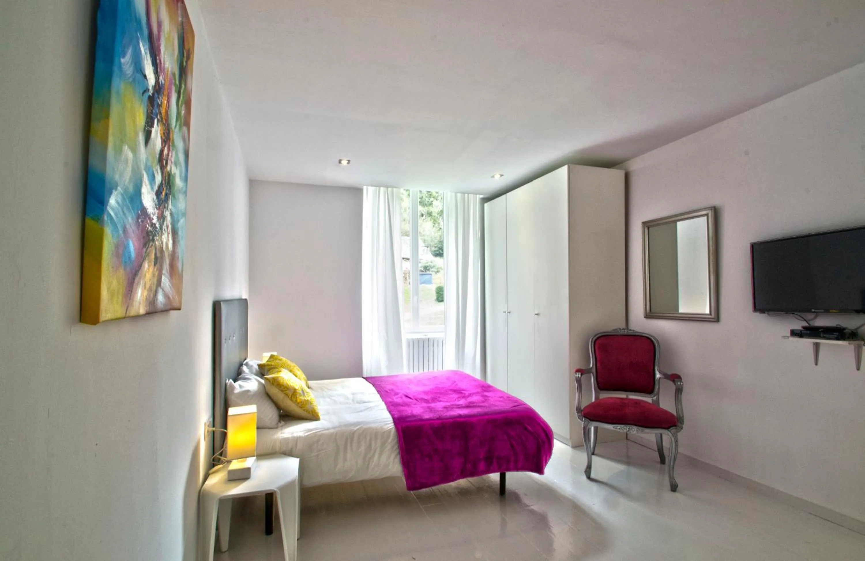 Property building, Bed in Maison La Douane - Comprends nettoyage professionnel et le linge