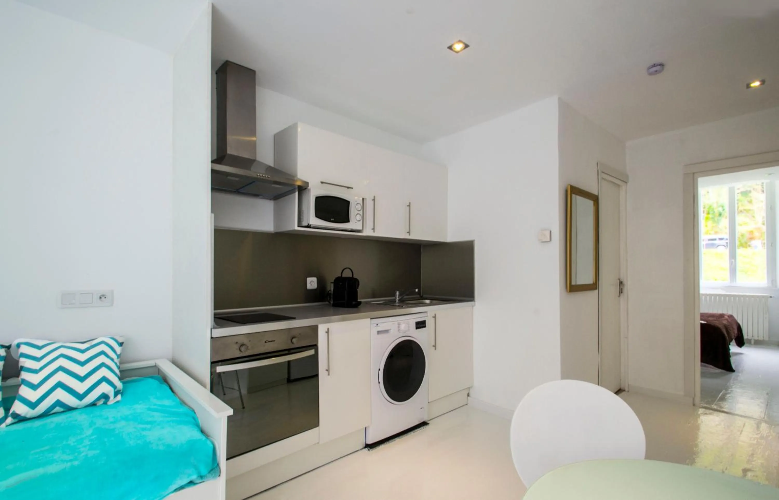 Property building in Maison La Douane - Comprends nettoyage professionnel et le linge