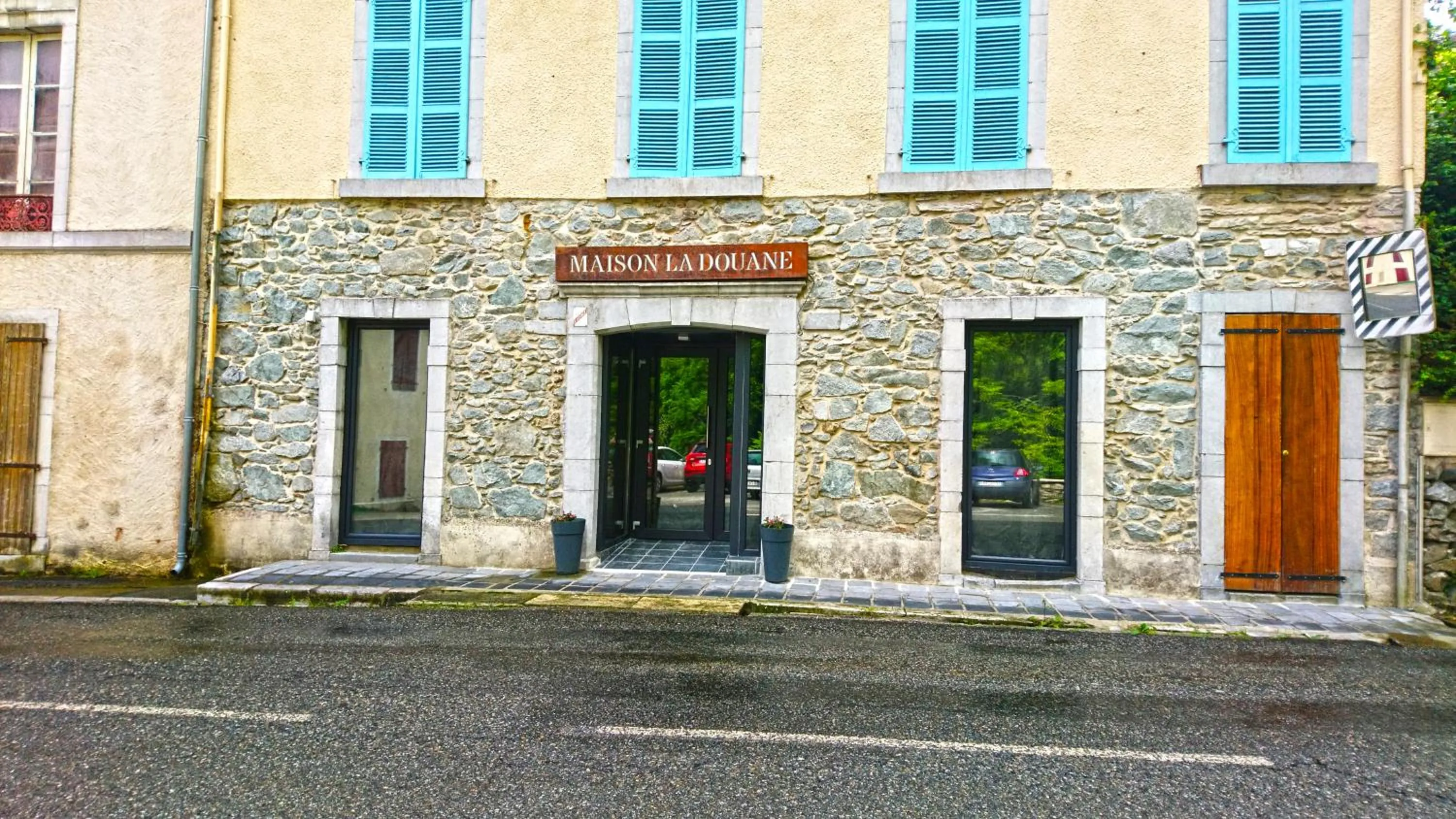 Maison La Douane - Comprends nettoyage professionnel et le linge