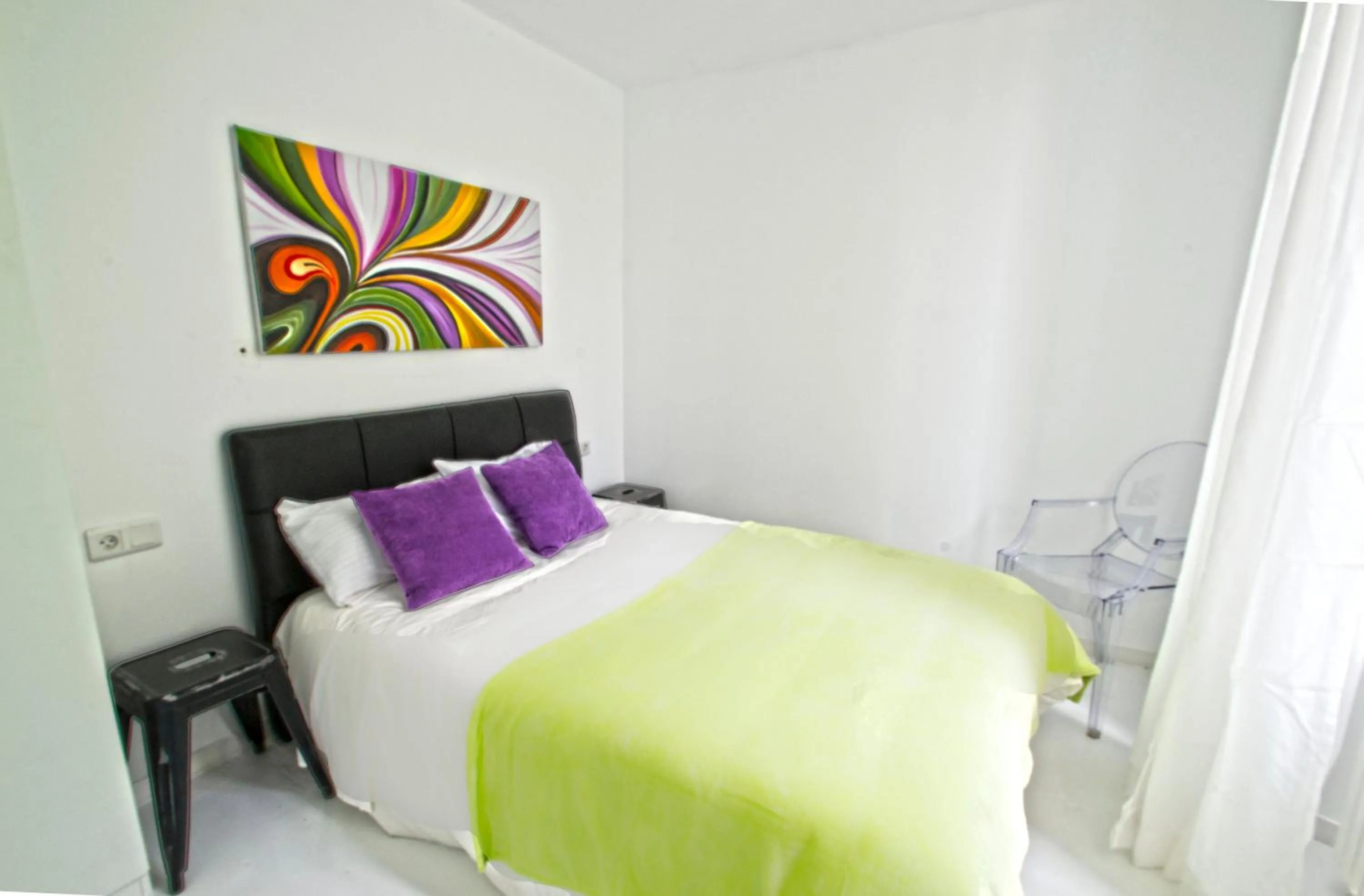 Property building, Bed in Maison La Douane - Comprends nettoyage professionnel et le linge
