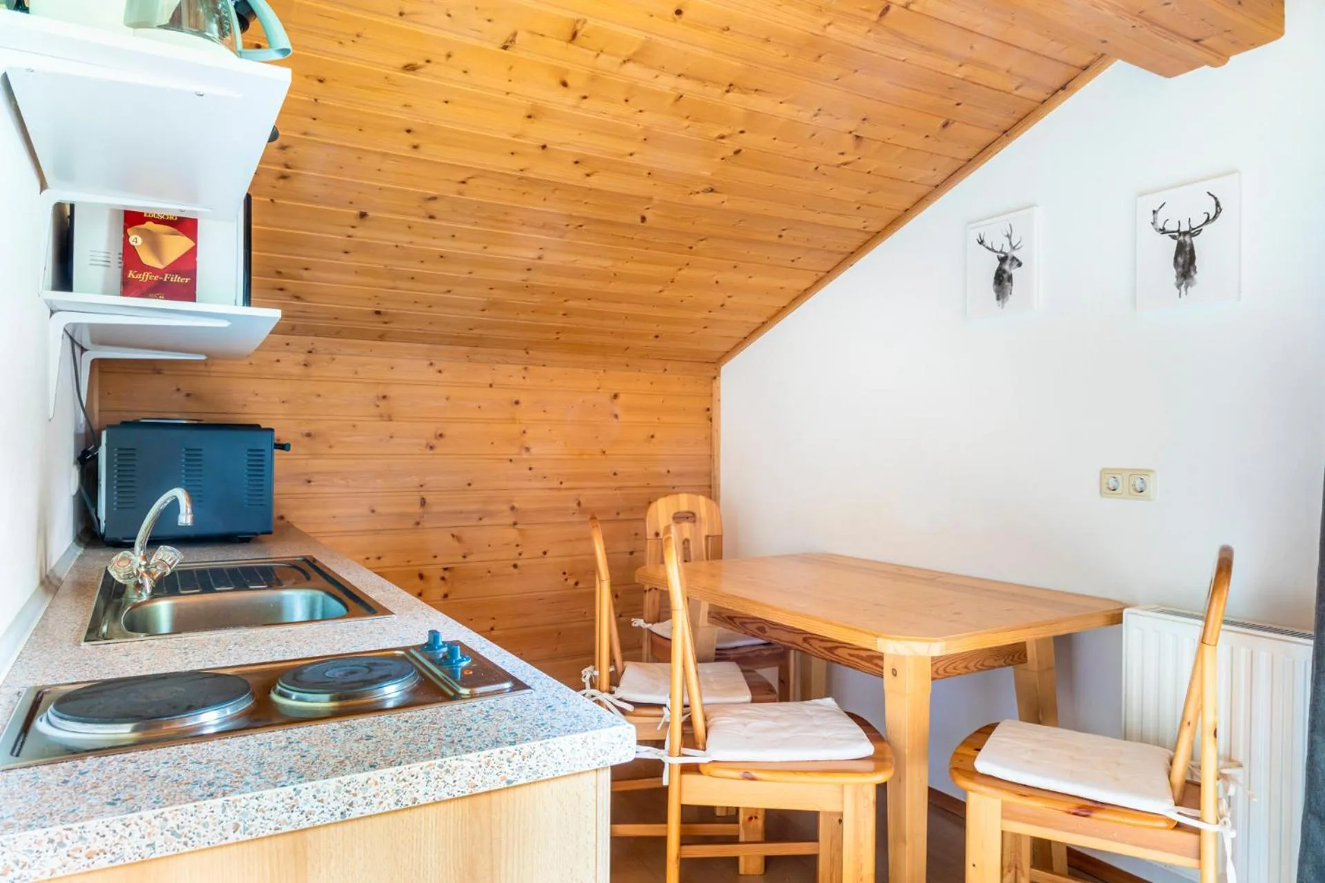 Kitchen or kitchenette in Gasthof Pesbichl