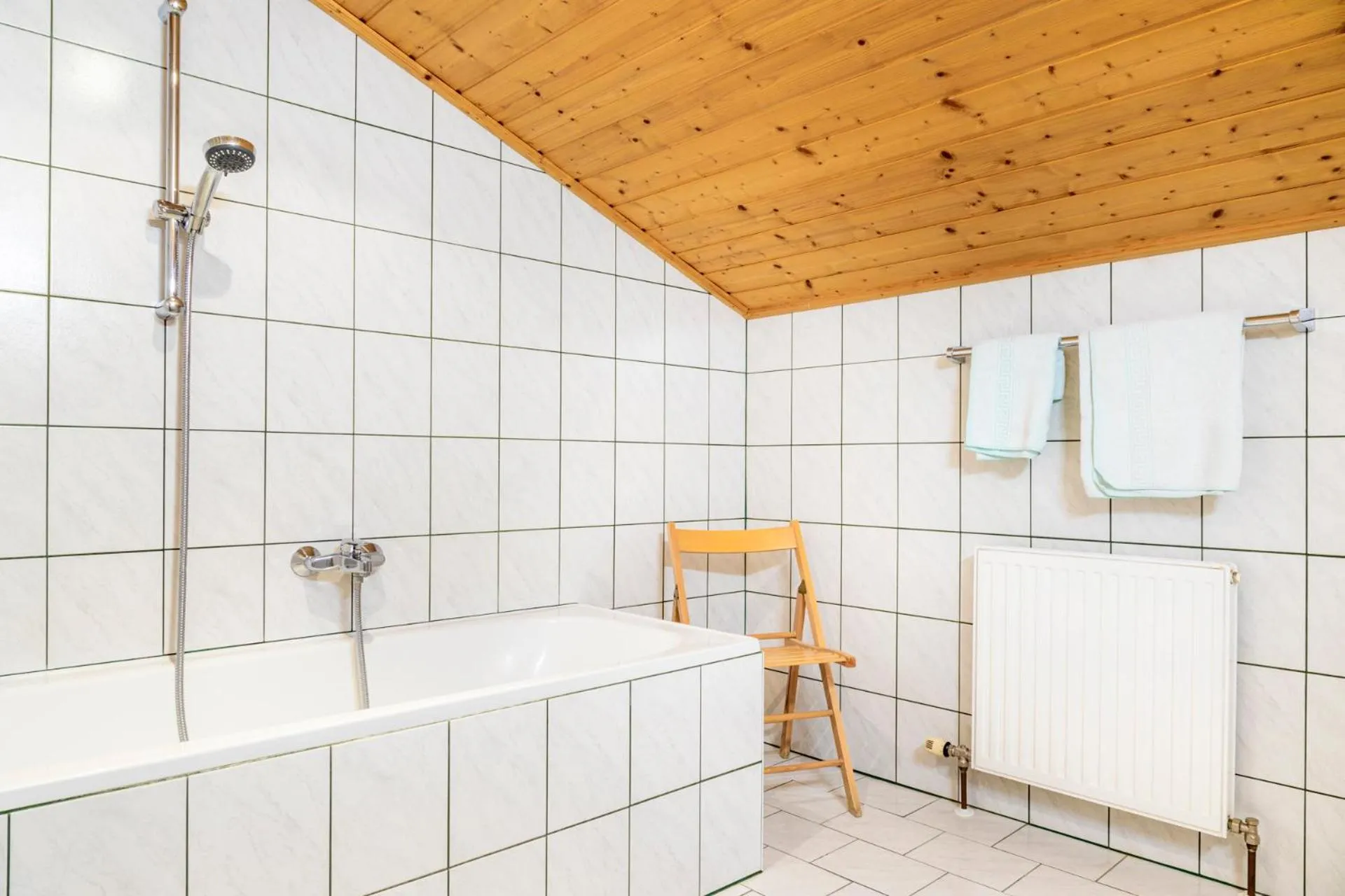 Bath in Gasthof Pesbichl