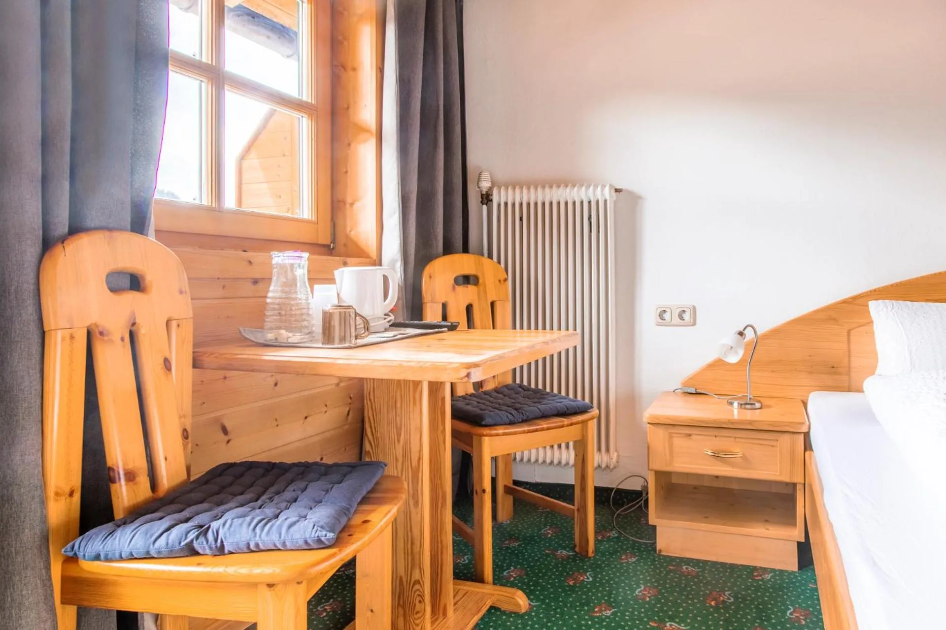 Seating area in Gasthof Pesbichl
