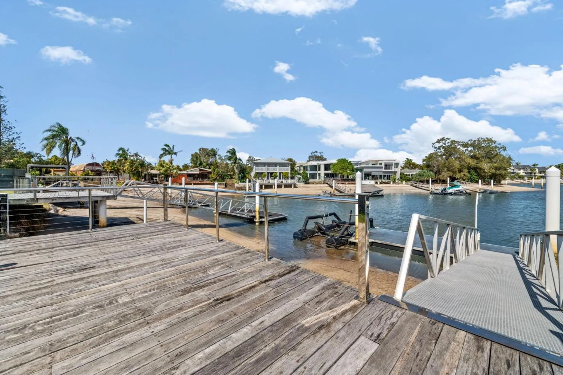 4 bedroom home on canal