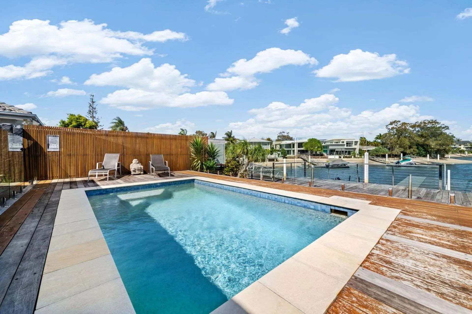 4 bedroom home on canal