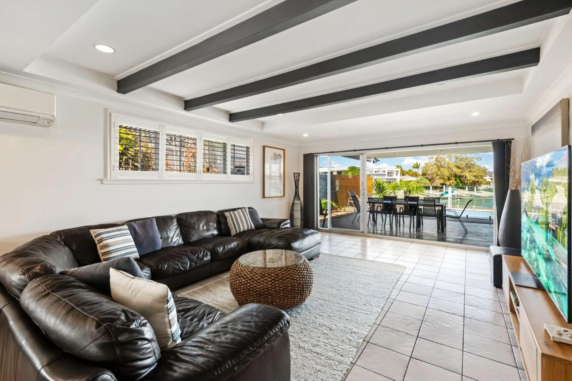 4 bedroom home on canal