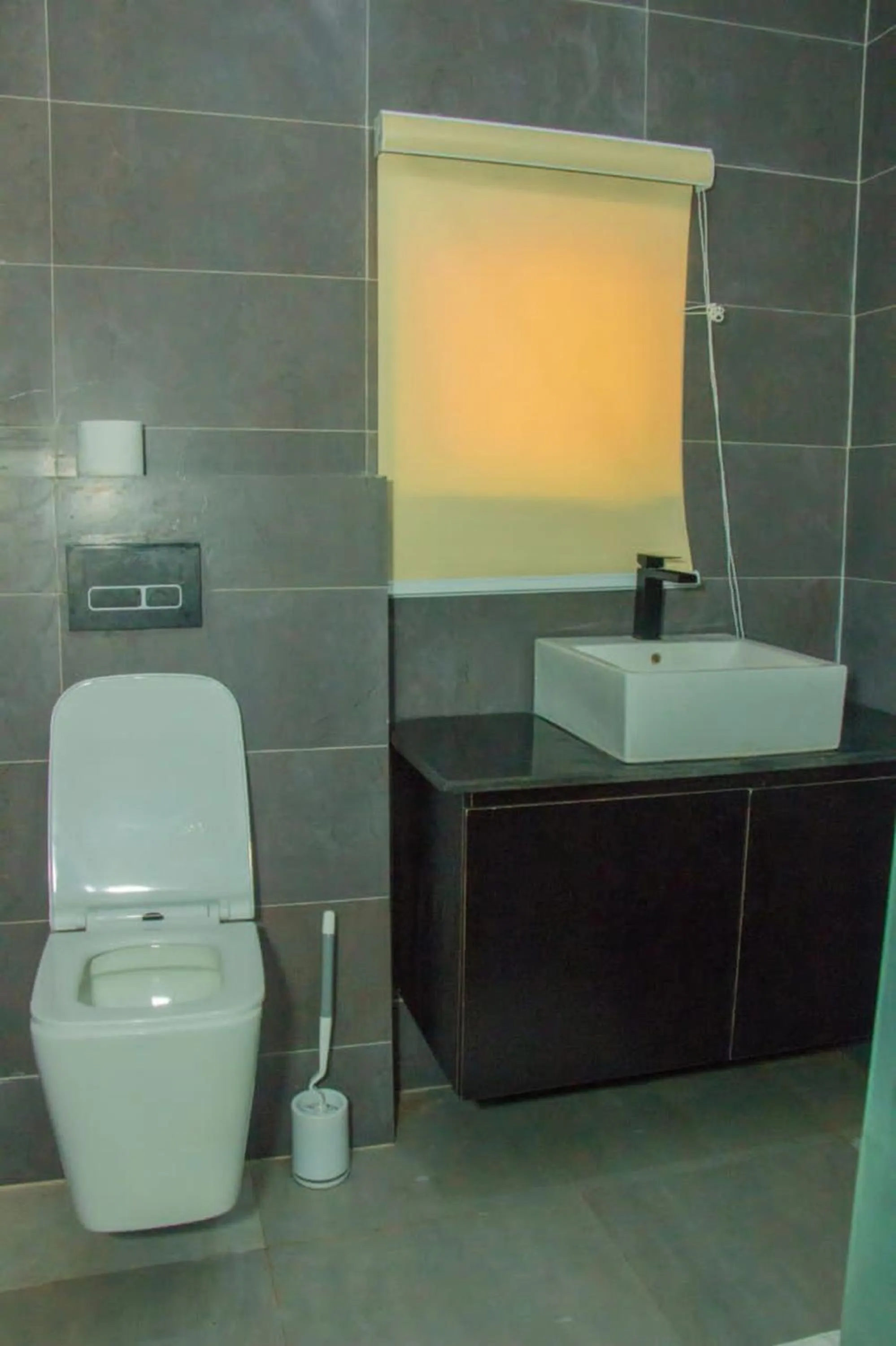 Toilet in Water Ripples Hotel Lekki