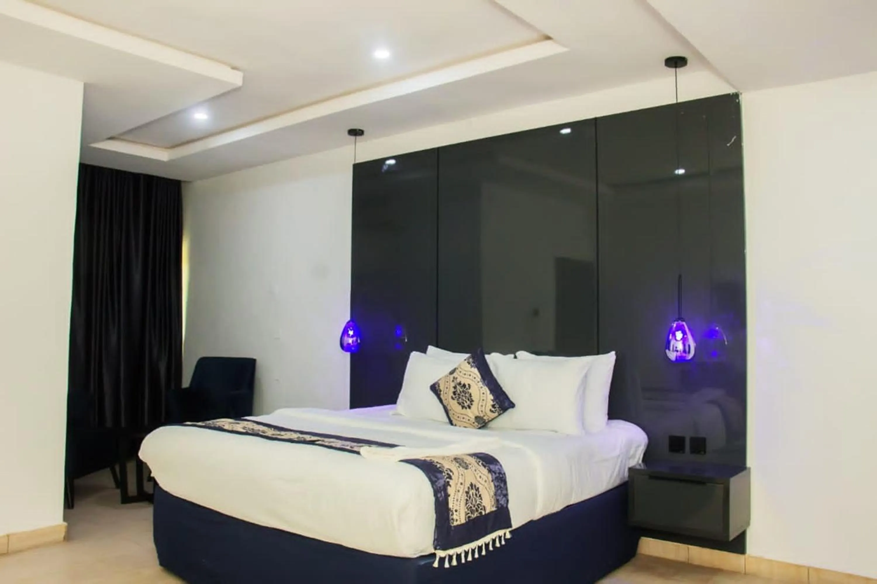 Bed in Water Ripples Hotel Lekki