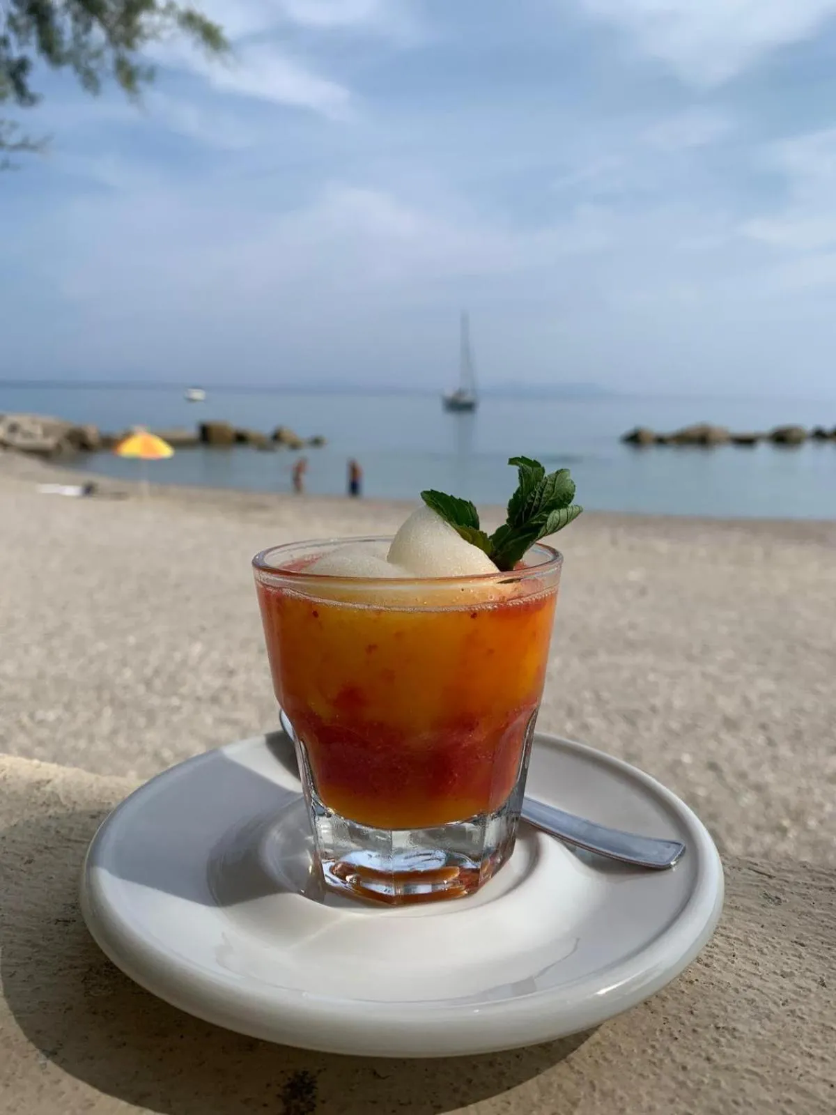 Restaurant/places to eat in Testa di Monaco Natural Beach