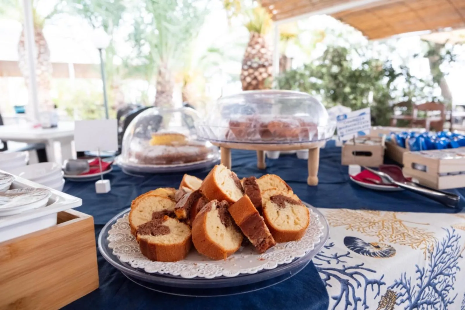 Breakfast in Testa di Monaco Natural Beach