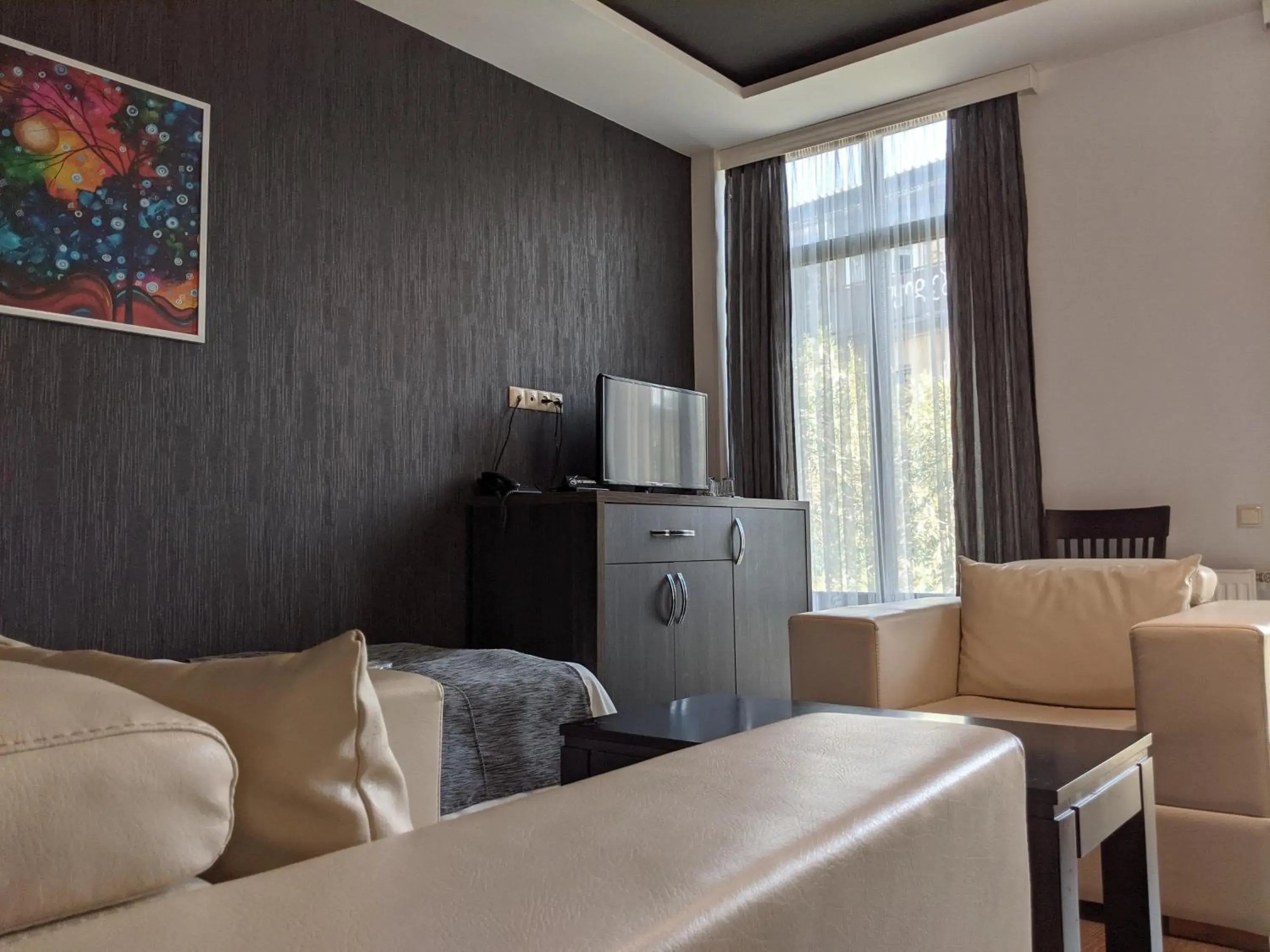 Triple Room with Balcony - single occupancy in Continental Hotel Triple Room with Balcony - single occupancy in Continental Hotel