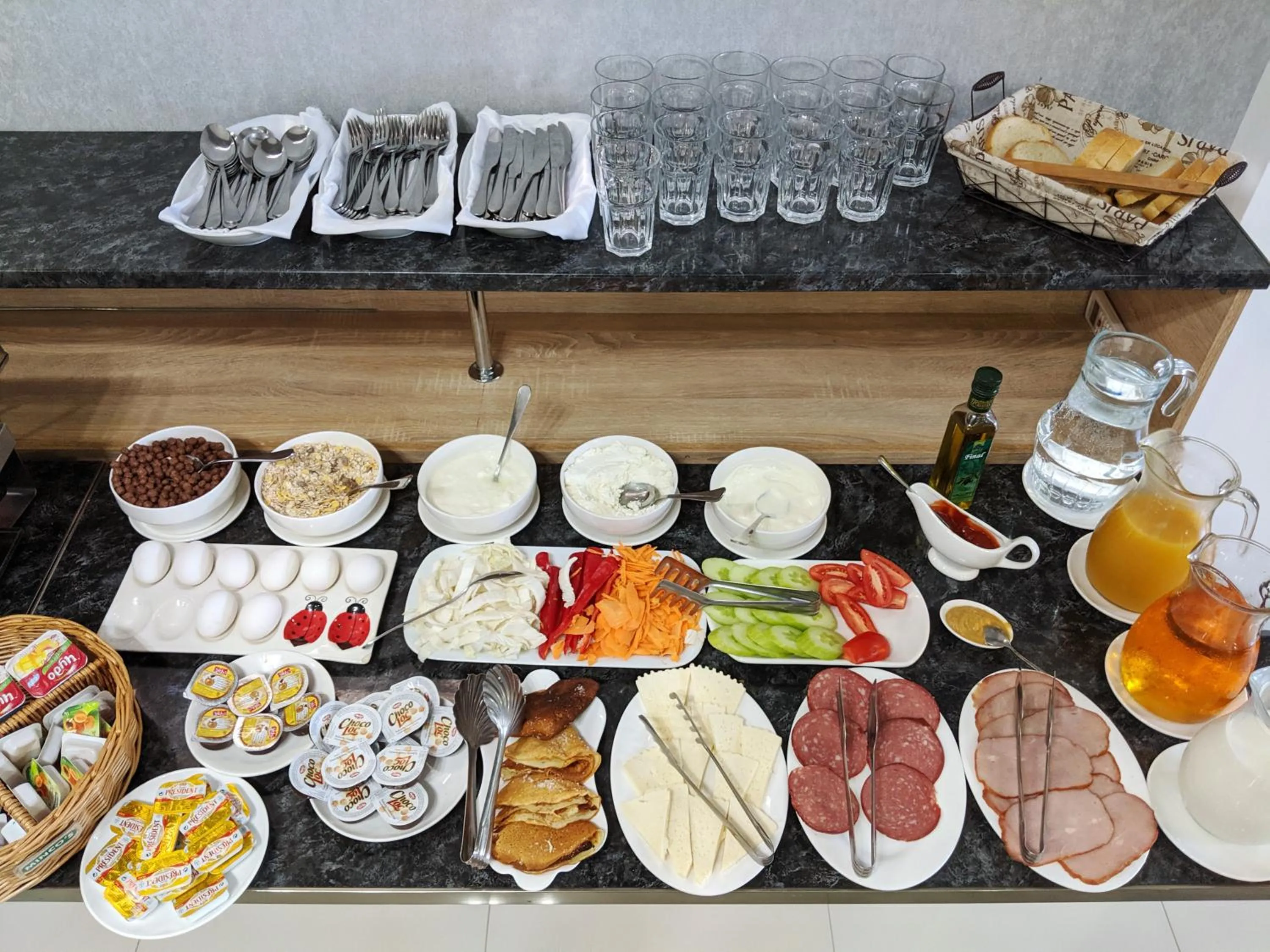 Breakfast in Continental Hotel