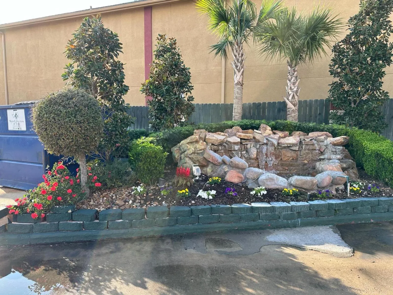 Natural landscape in Palace Inn I-45 & Bellfort