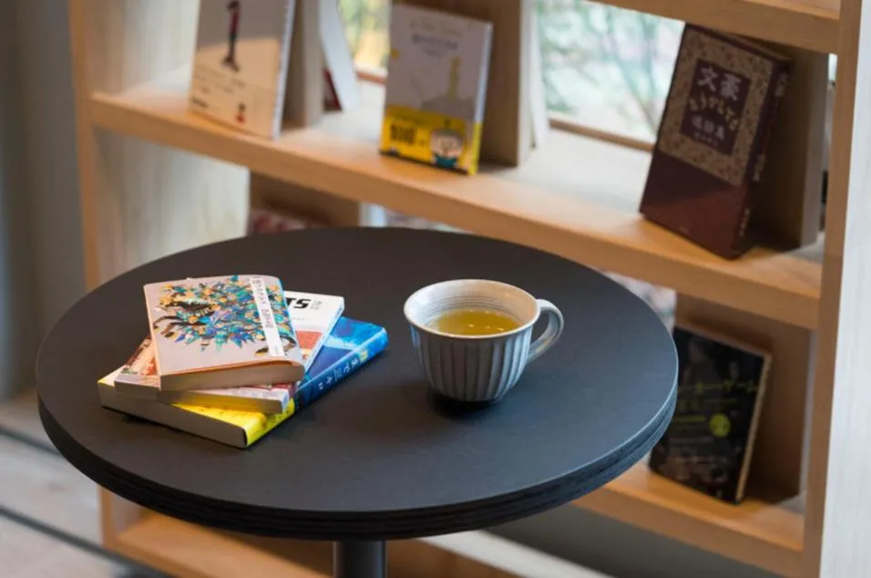 Library in BOOK HOTEL Kyoto KUJYO