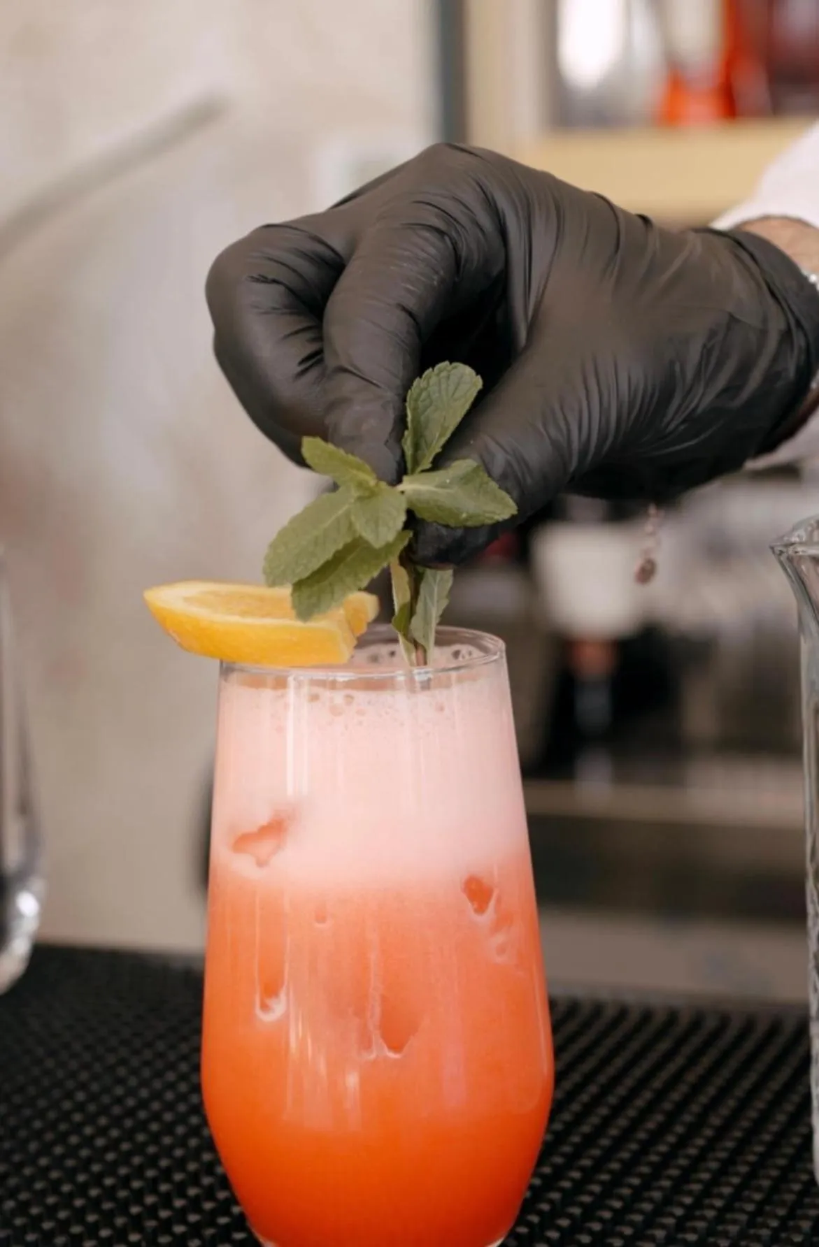 Restaurant/places to eat in POETICA BOUTIQUE SKY HOTEL