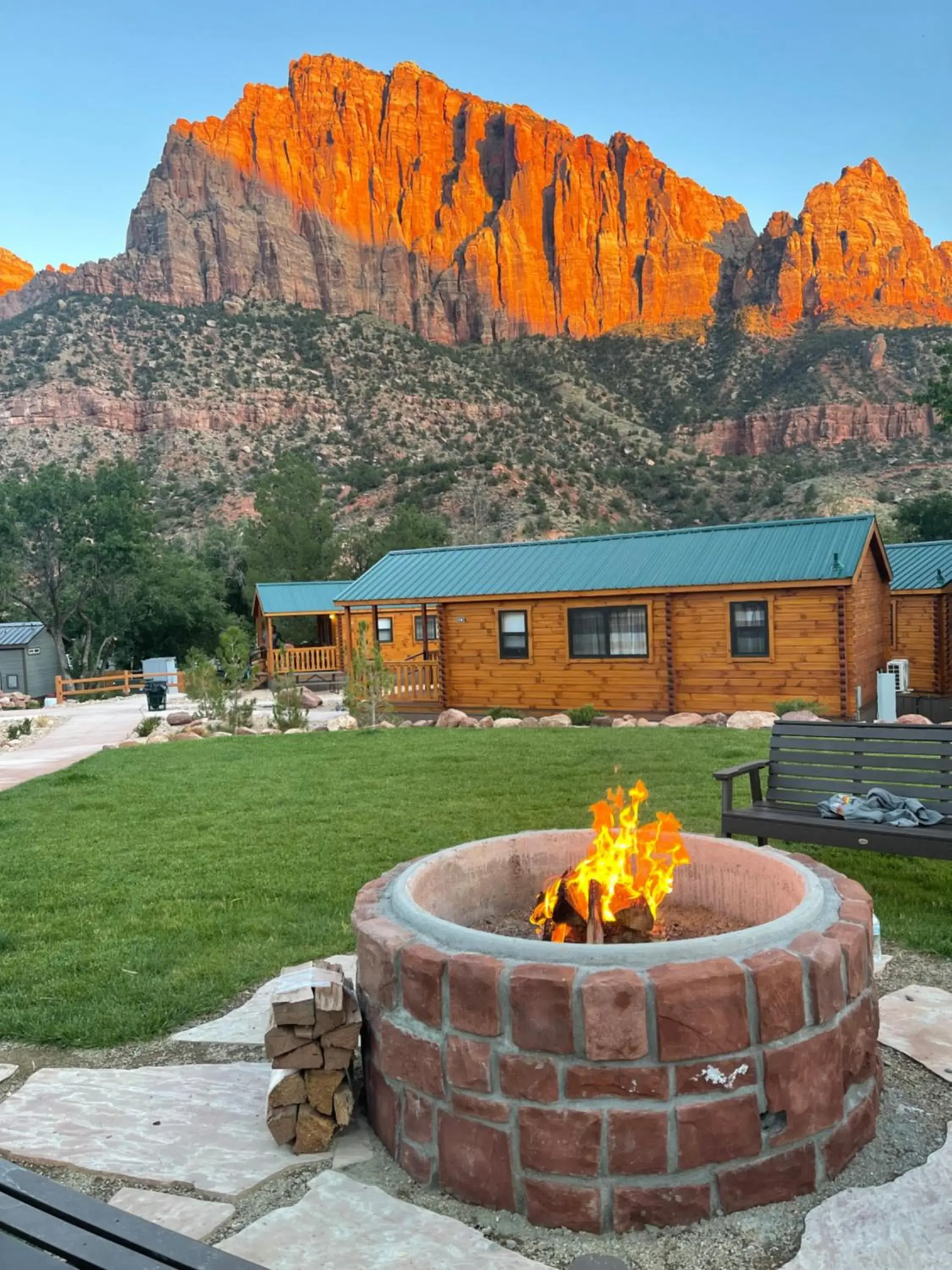 Zion Canyon Cabins Zion Canyon Cabins