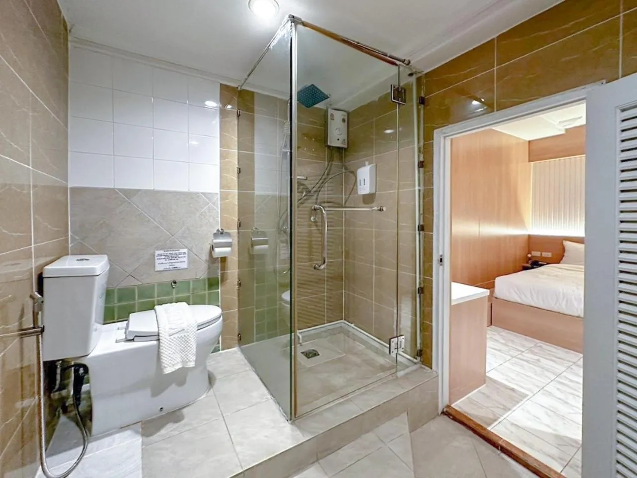 Shower in Thrive Hotel