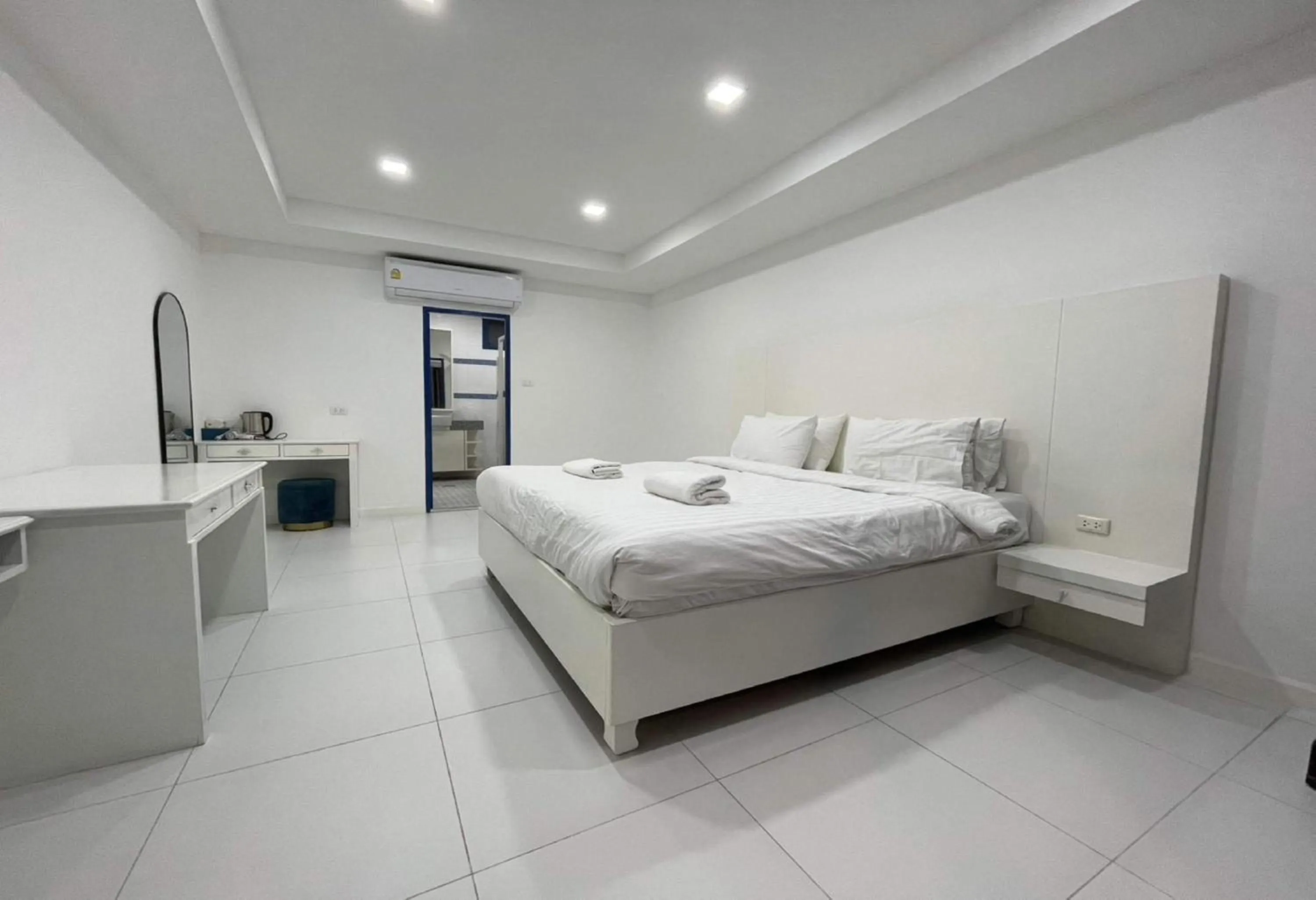 Bedroom, Bed in Collection O To The Sea Resort Thailand