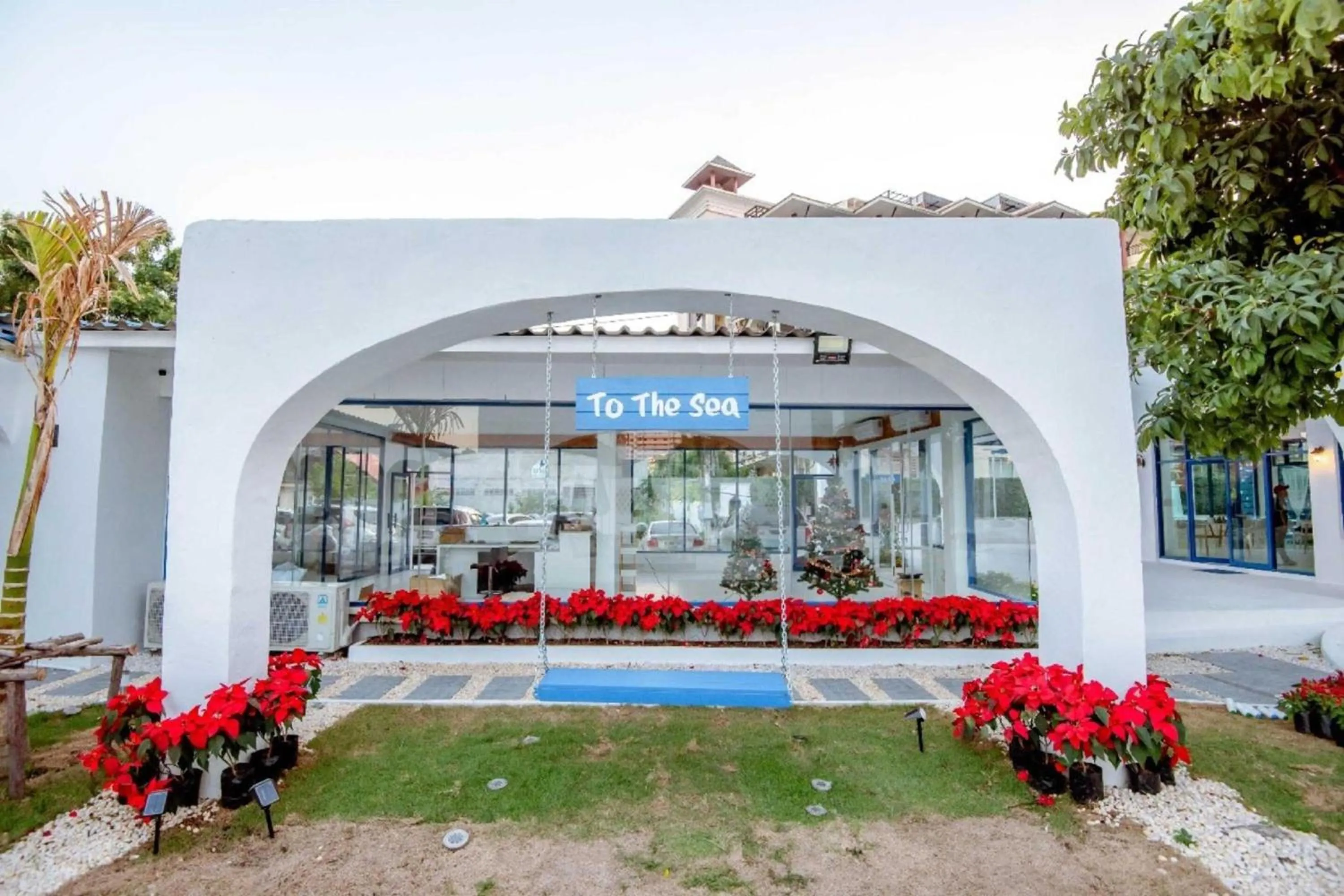 Swimming pool in Collection O To The Sea Resort Thailand