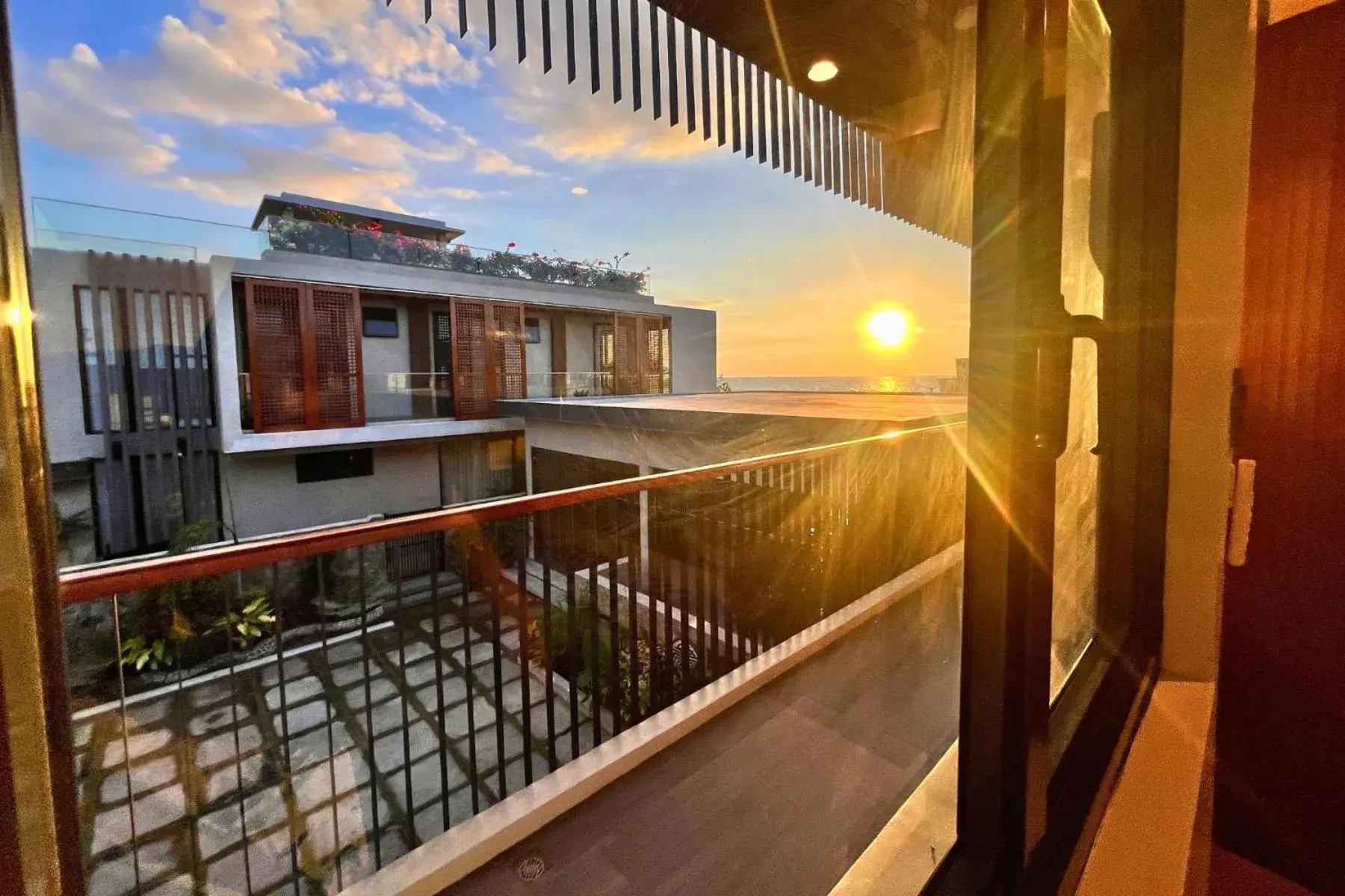 Property building in Mula De La Paz Property building in Mula De La Paz