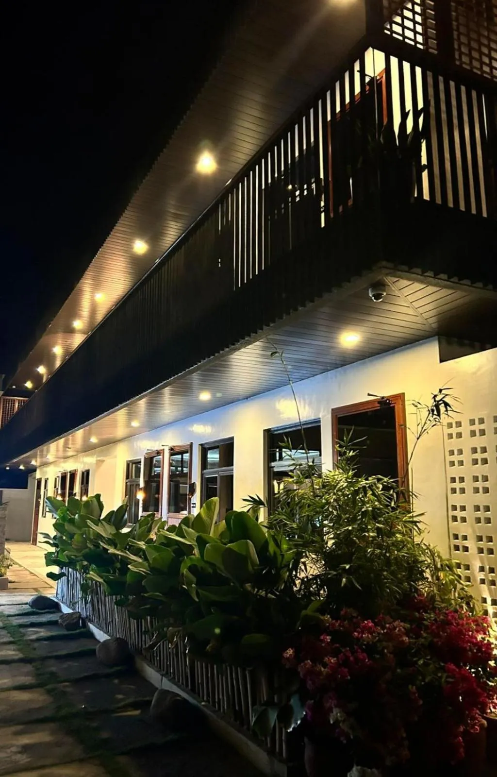 Property building in Mula De La Paz