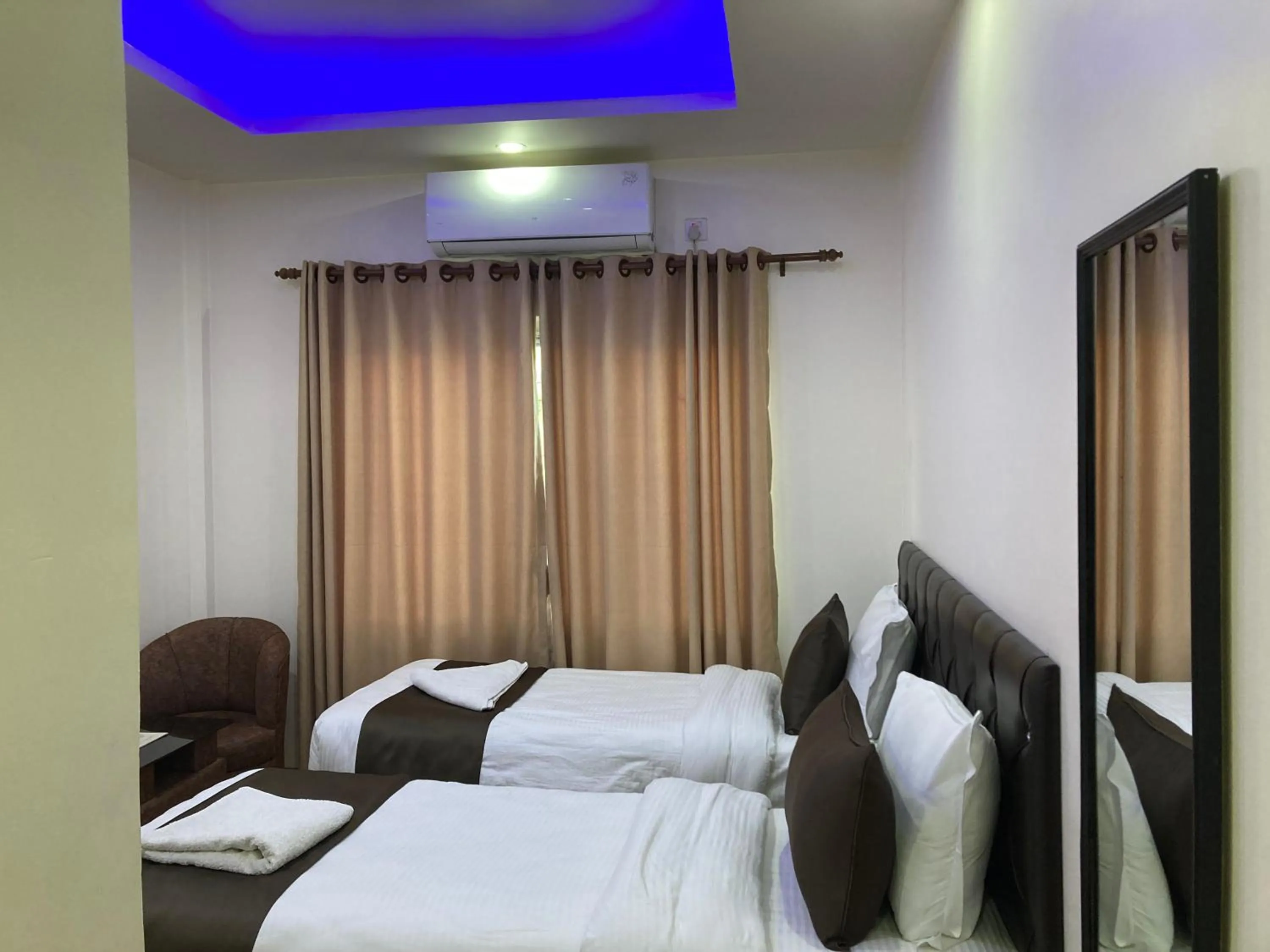 Bed in Dream Palace