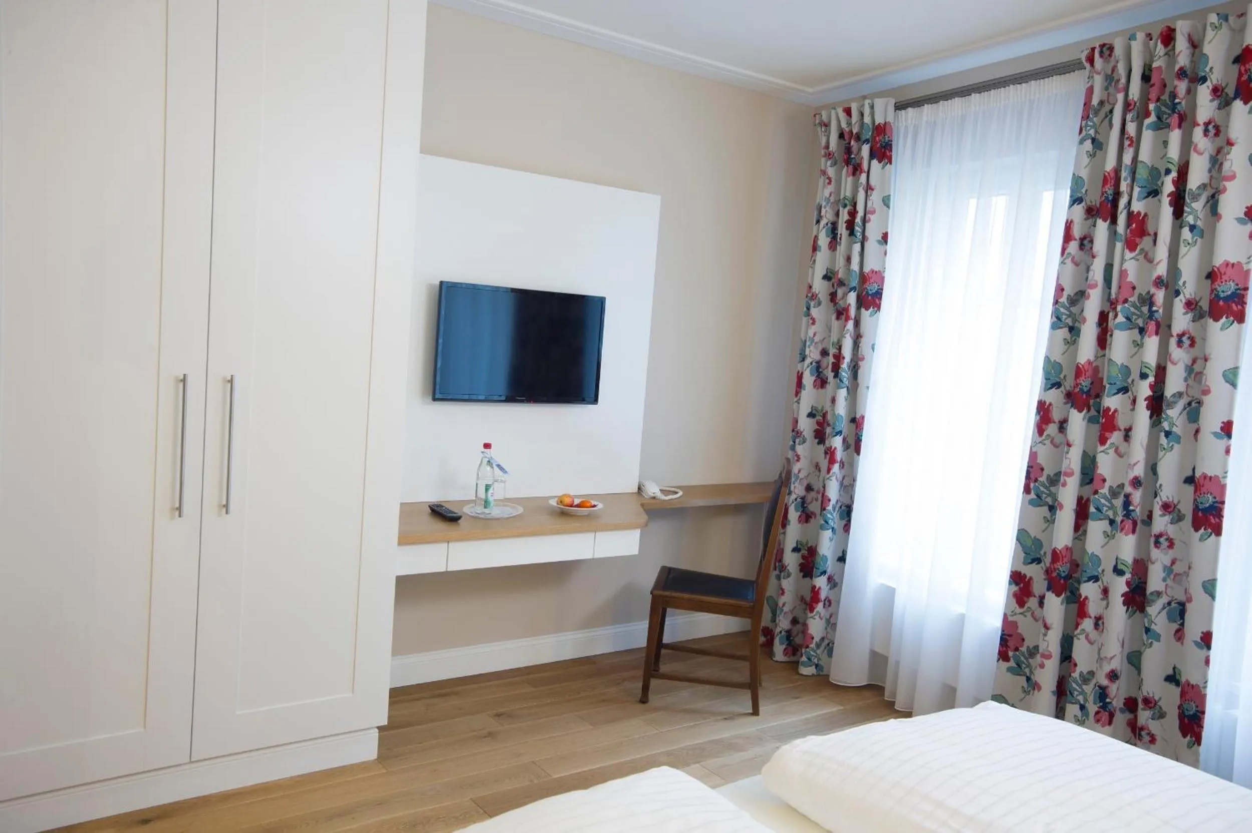 Bedroom, Bed in Genießerhotel Limbacher